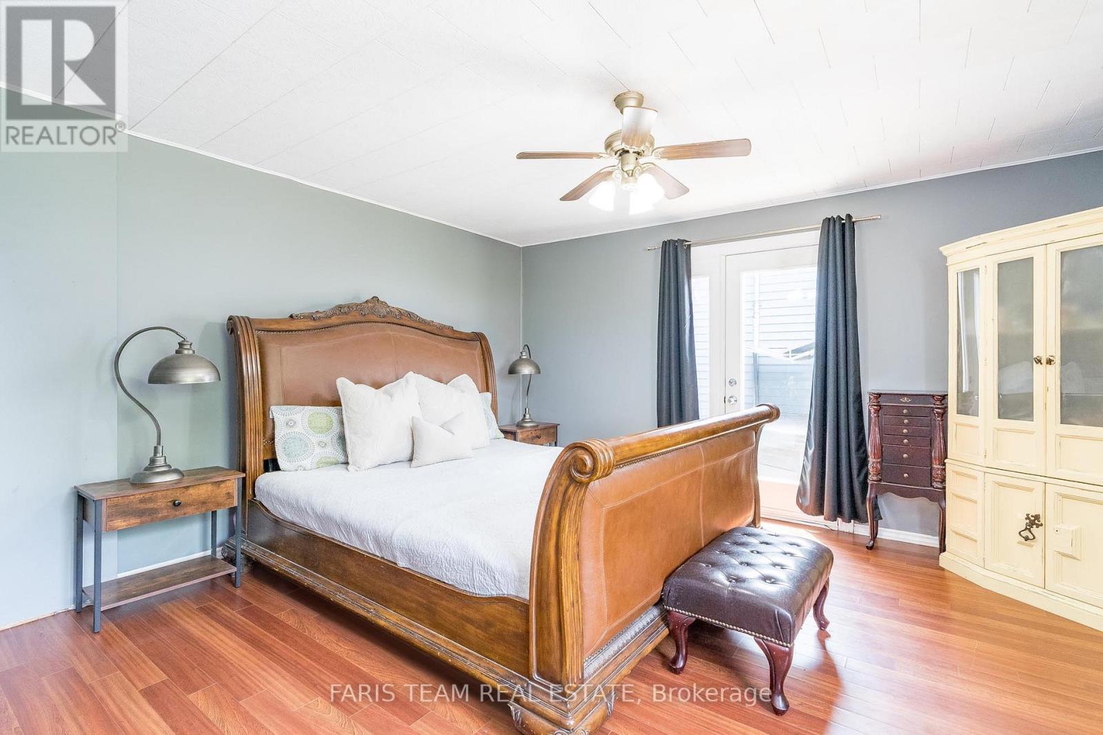 160 Lafontaine Road W, Tiny, Ontario  L9M 0H1 - Photo 15 - S12216270