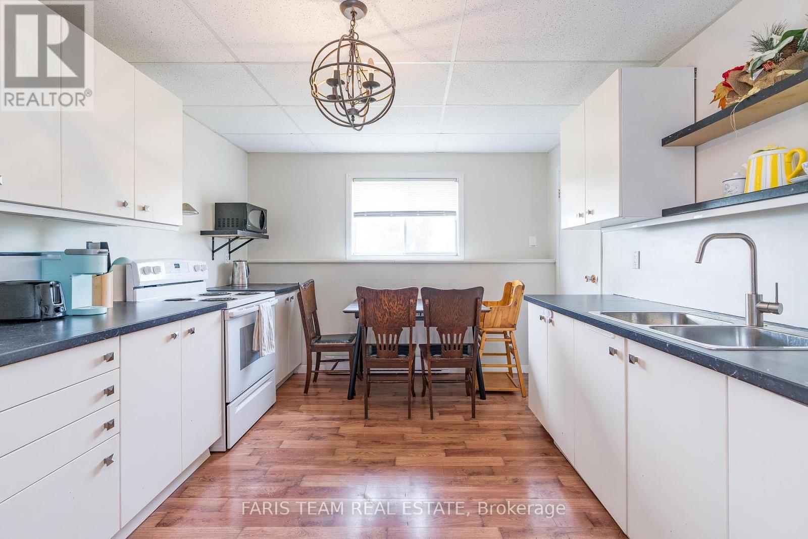 160 Lafontaine Road W, Tiny, Ontario  L9M 0H1 - Photo 36 - S12216270