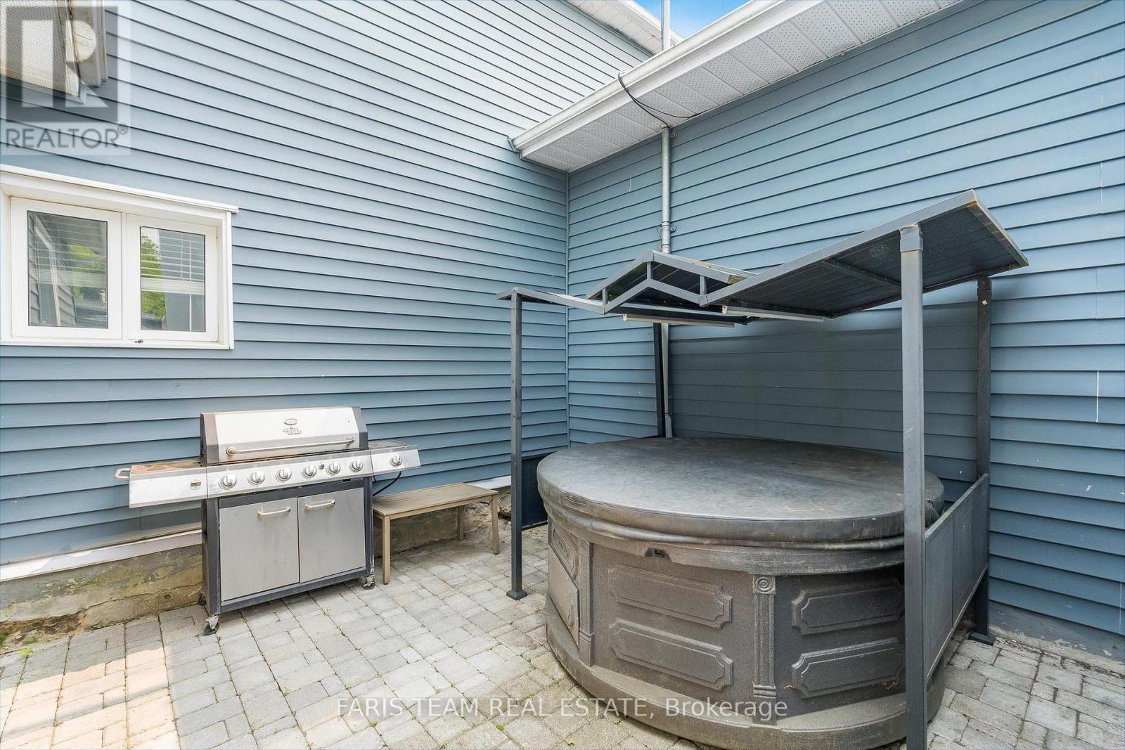 160 Lafontaine Road W, Tiny, Ontario  L9M 0H1 - Photo 40 - S12216270