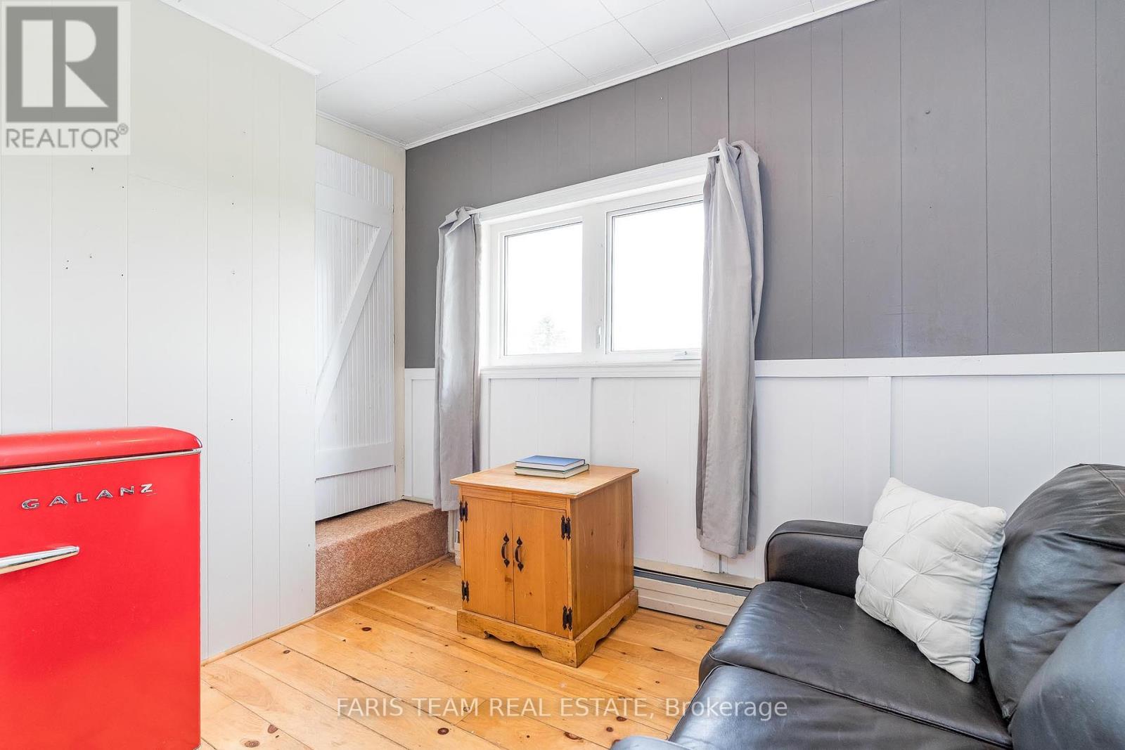 160 Lafontaine Road W, Tiny, Ontario  L9M 0H1 - Photo 29 - S12216270