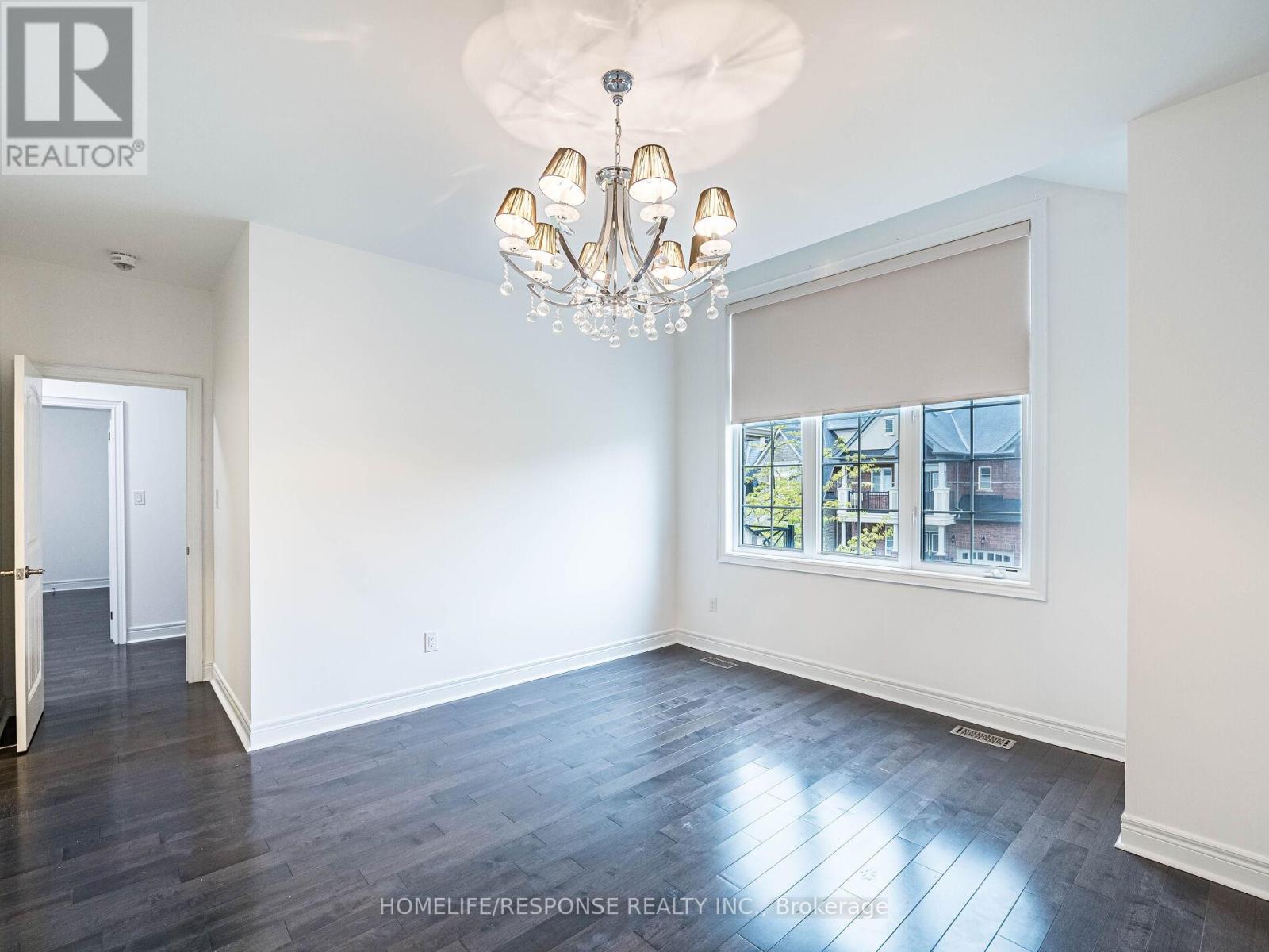 226 Jessie Caverhill Passage, Oakville, Ontario  L7M 0Z6 - Photo 34 - W12213305