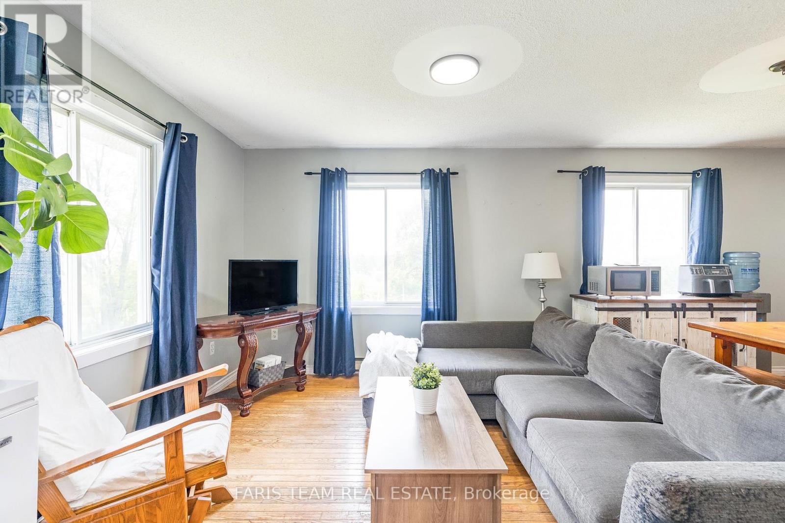 160 Lafontaine Road W, Tiny, Ontario  L9M 0H1 - Photo 21 - S12216270