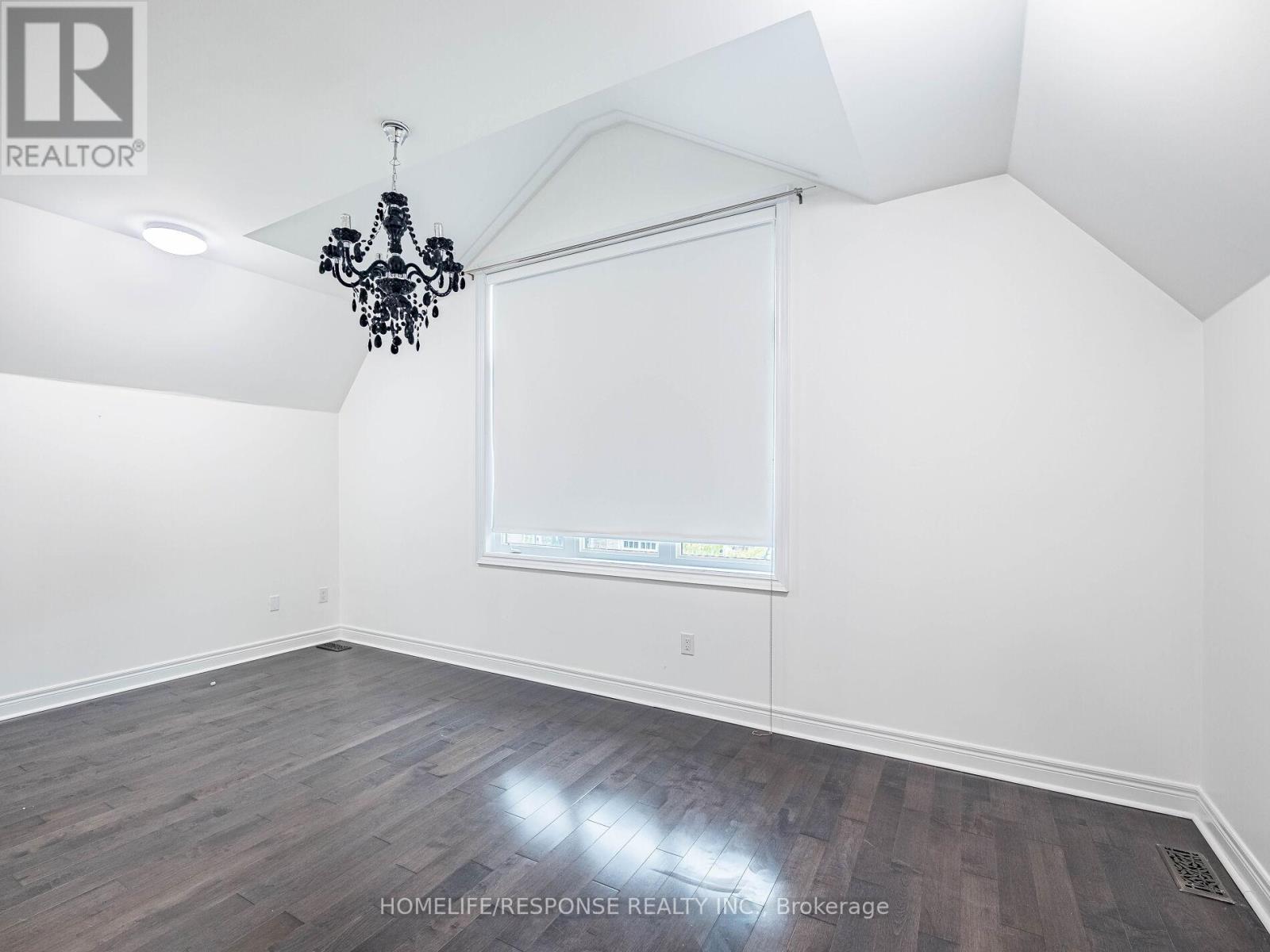226 Jessie Caverhill Passage, Oakville, Ontario  L7M 0Z6 - Photo 31 - W12213305