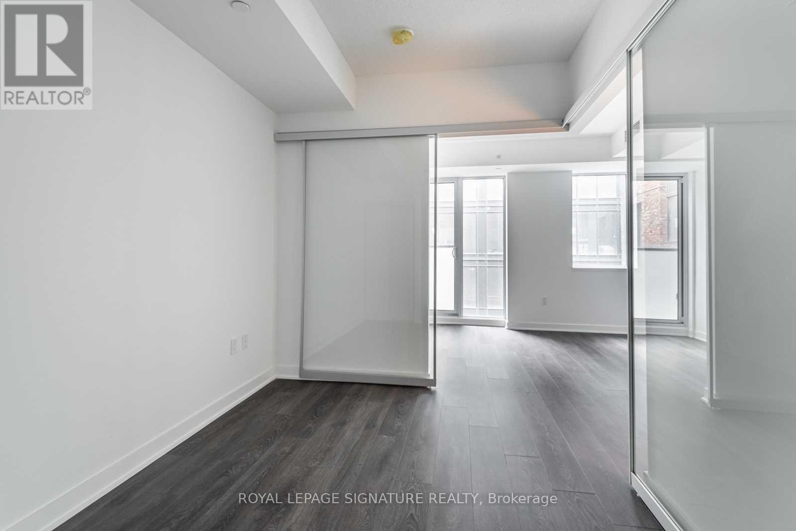 703 - 115 Blue Jays Way, Toronto (Waterfront Communities), Ontario  M5V 3T3 - Photo 11 - C12216319