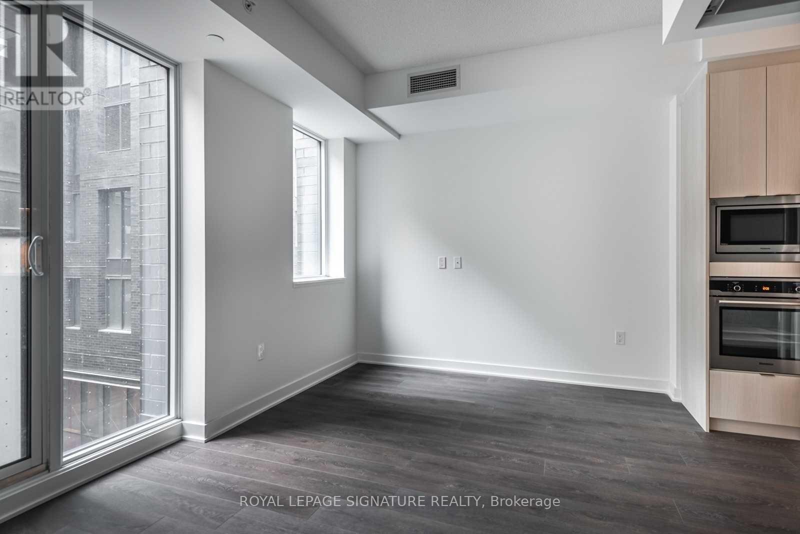 703 - 115 Blue Jays Way, Toronto (Waterfront Communities), Ontario  M5V 3T3 - Photo 9 - C12216319