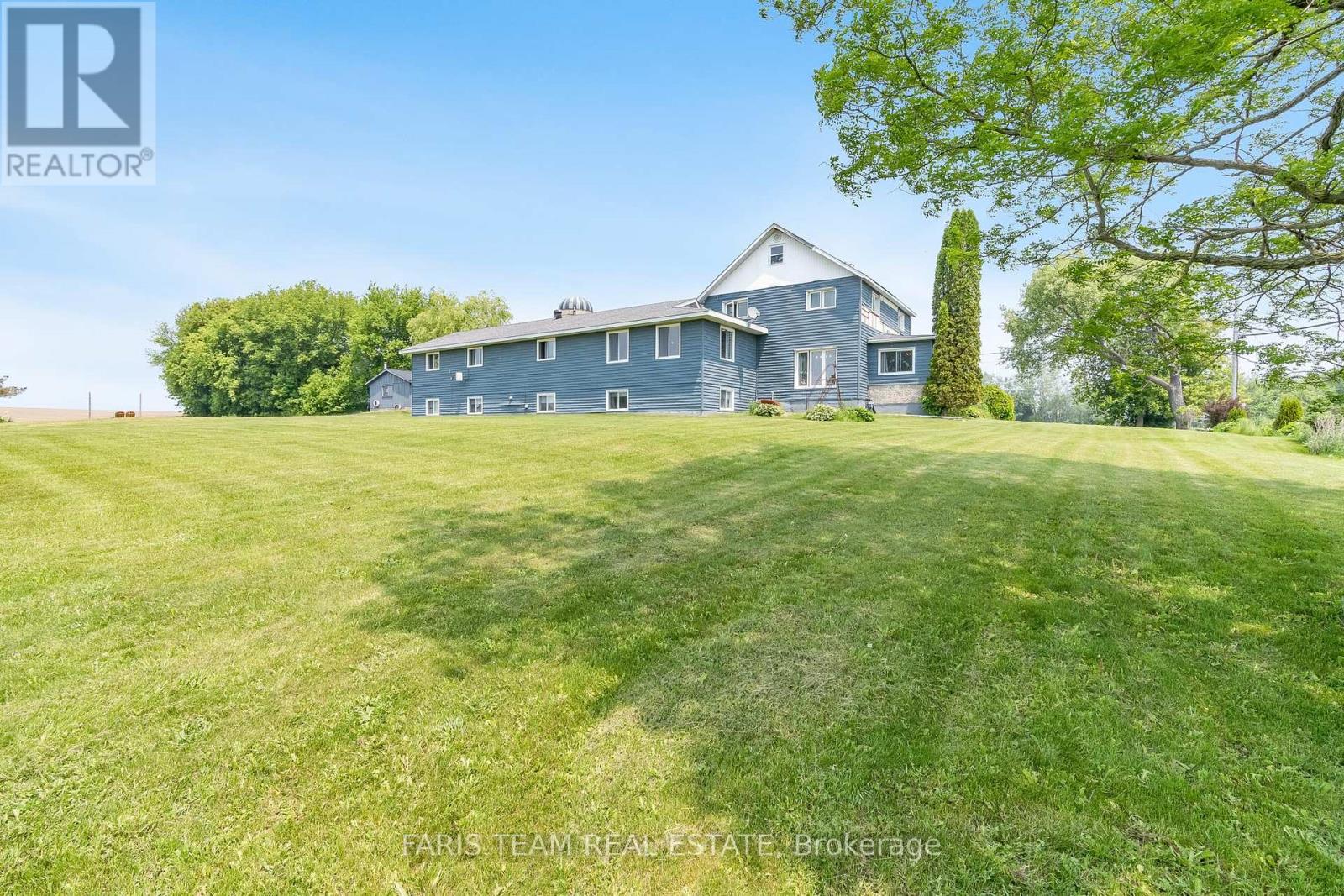 160 Lafontaine Road W, Tiny, Ontario  L9M 0H1 - Photo 41 - S12216270