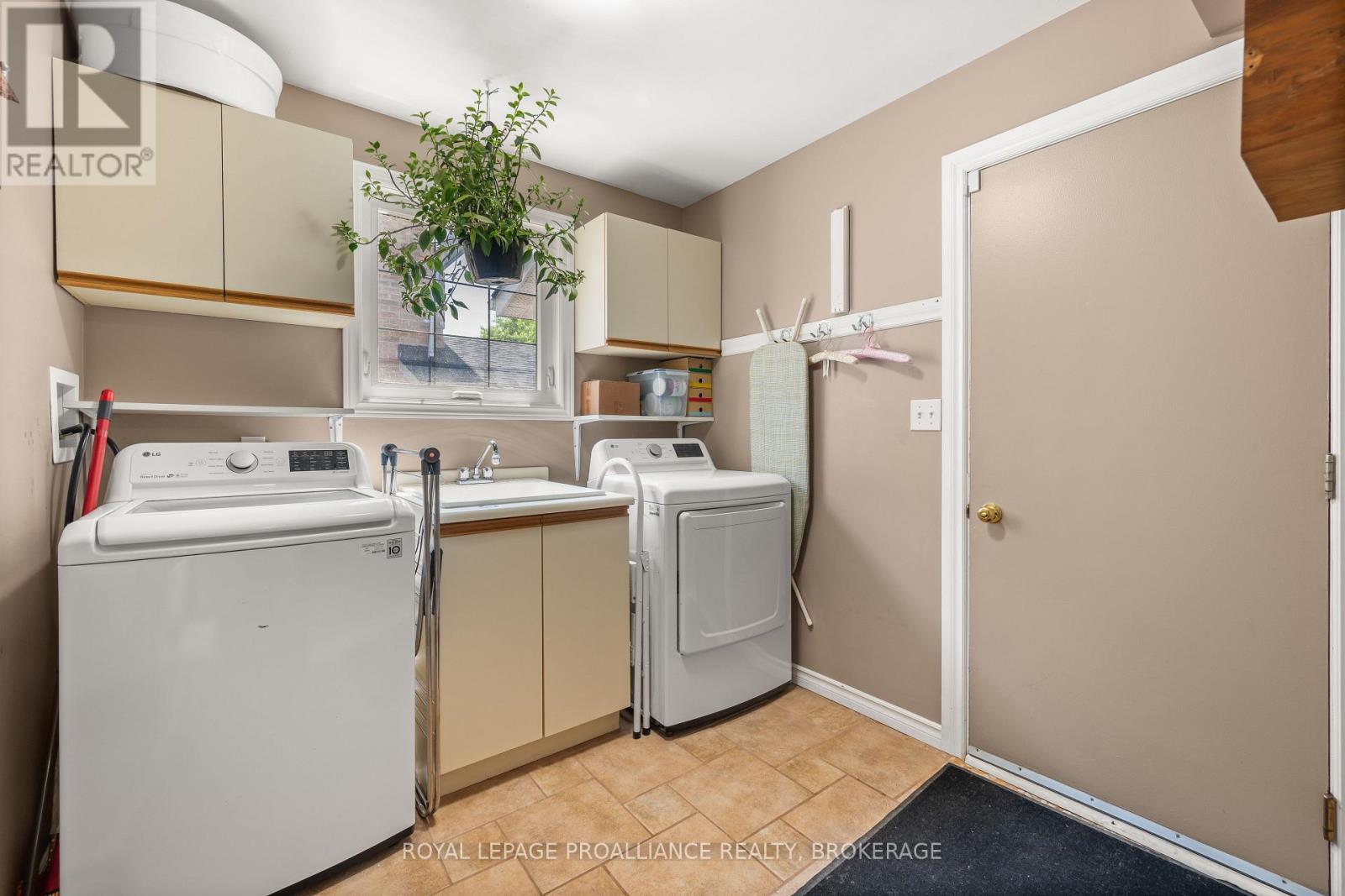 1105 Dillingham Street, Kingston (North Of Taylor-Kidd Blvd), Ontario  K7P 2P3 - Photo 17 - X12216238