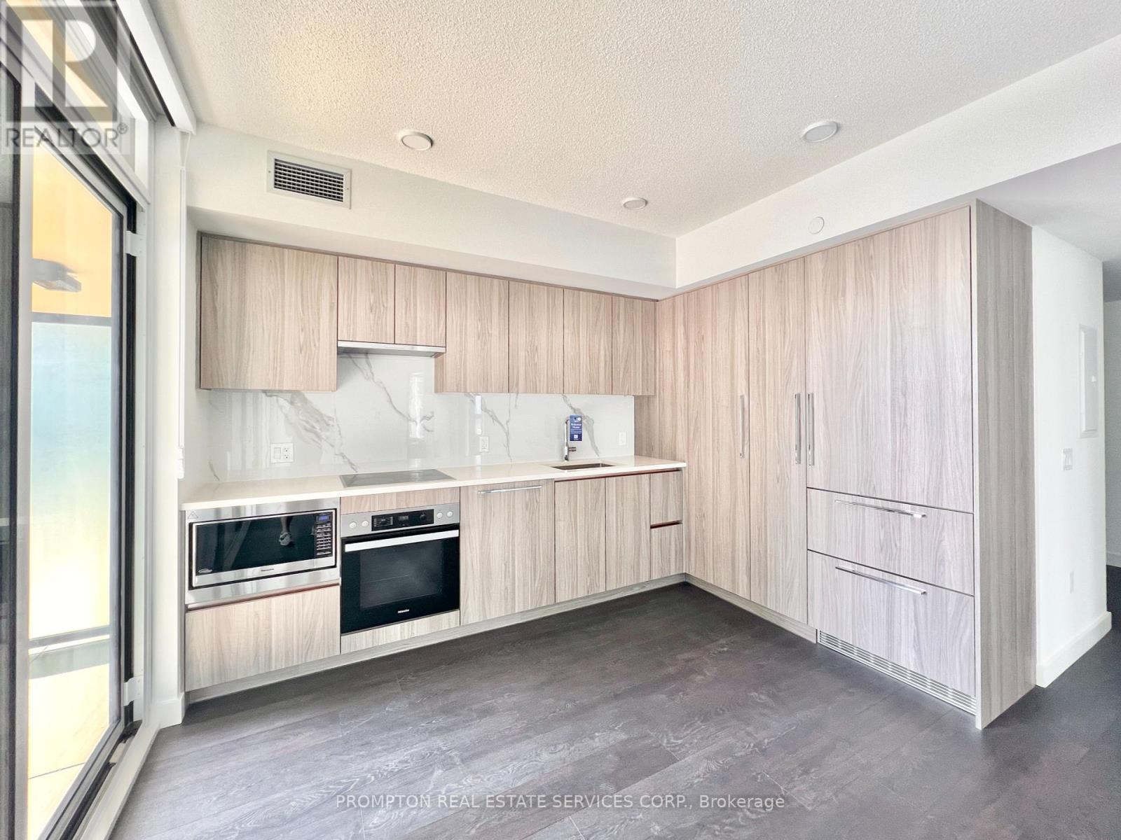 2810 - 1 Concord Cityplace Way, Toronto (Waterfront Communities), Ontario  M5V 0X3 - Photo 16 - C12216326