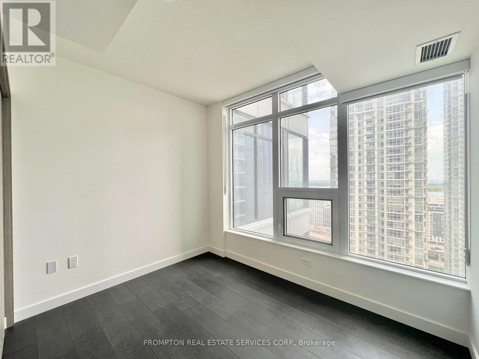 2810 - 1 Concord Cityplace Way, Toronto (Waterfront Communities), Ontario  M5V 0X3 - Photo 5 - C12216326