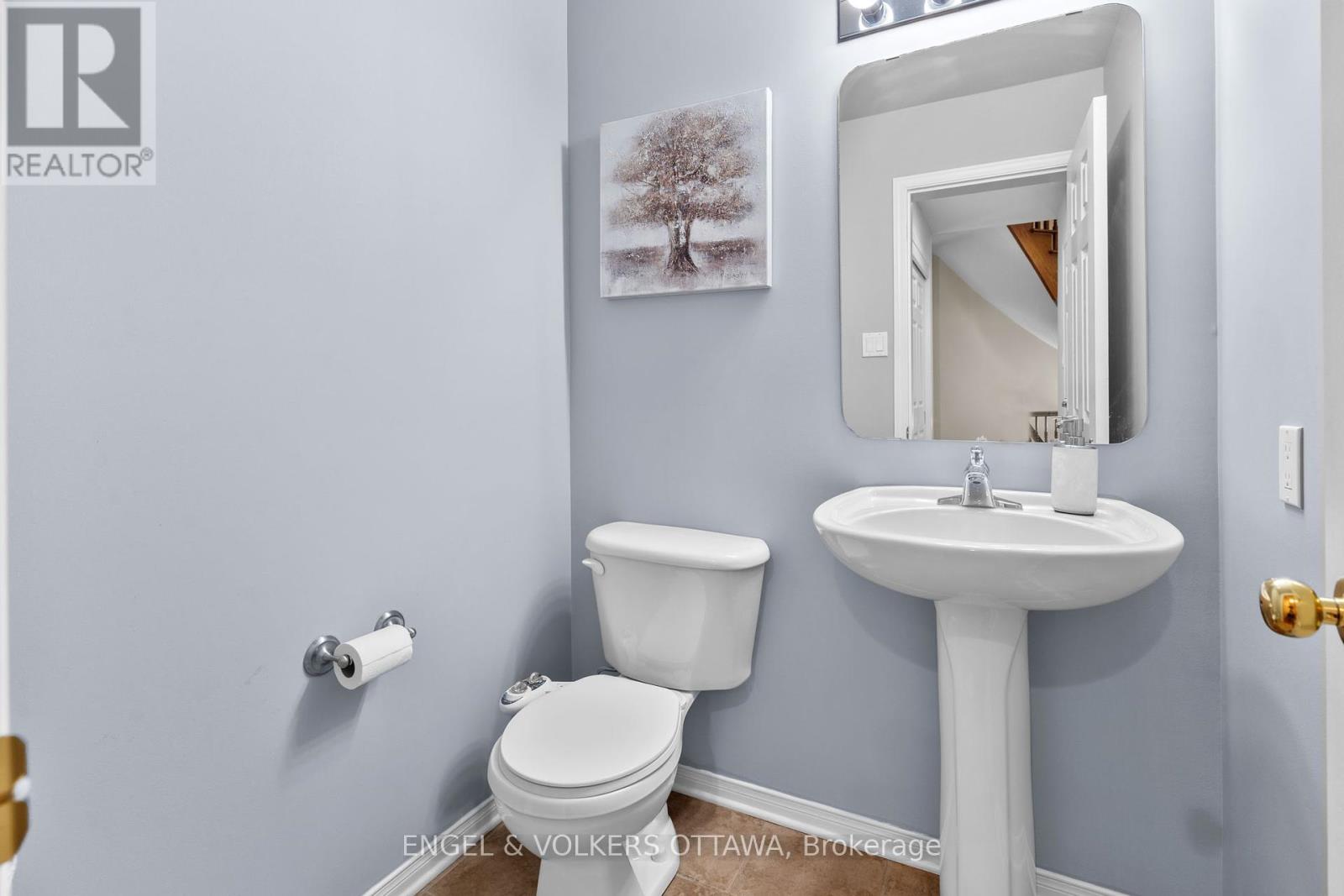 705 Larcastle Circle, Ottawa, Ontario  K4A 4Z2 - Photo 11 - X12216377