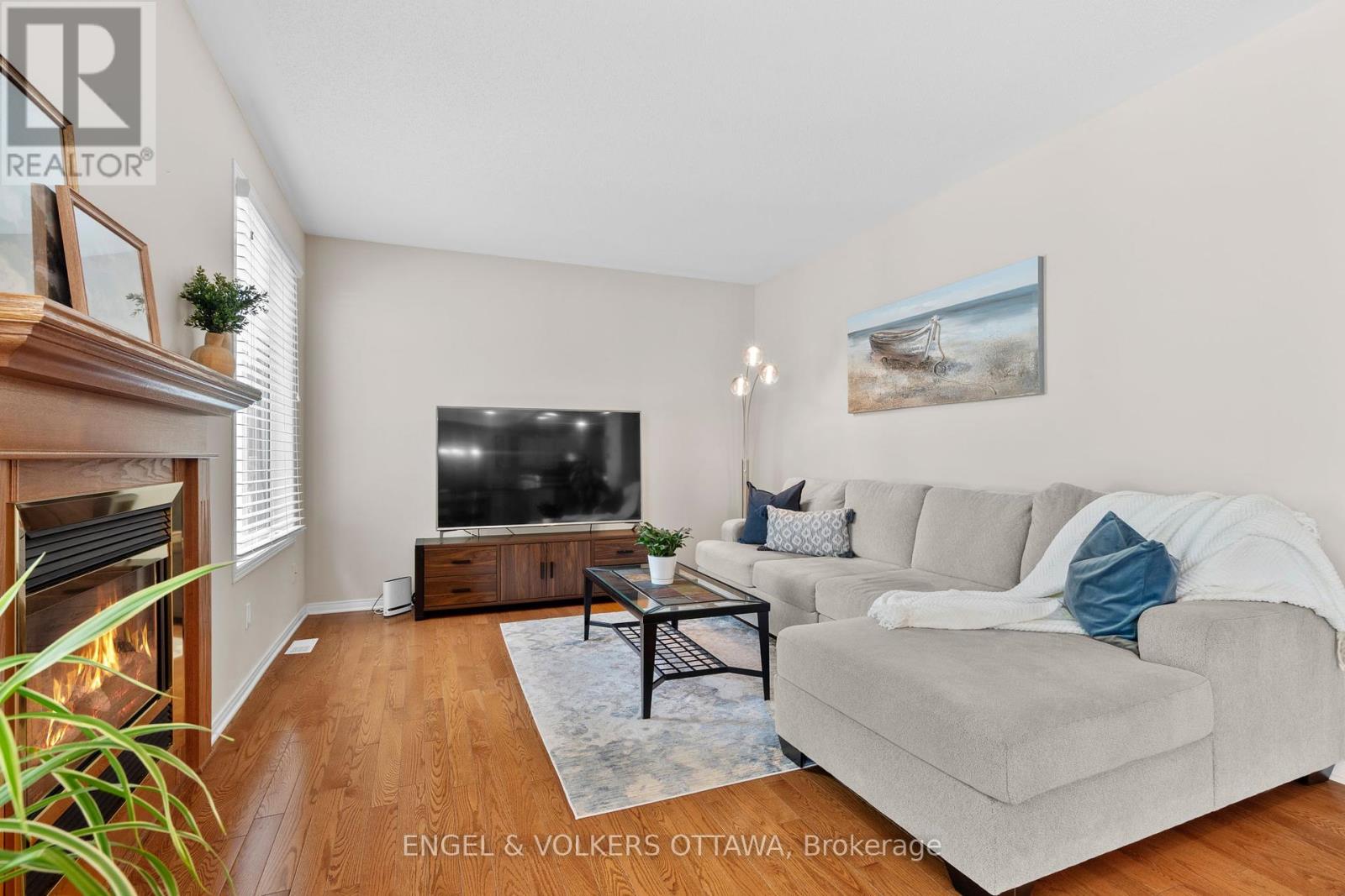 705 Larcastle Circle, Ottawa, Ontario  K4A 4Z2 - Photo 13 - X12216377