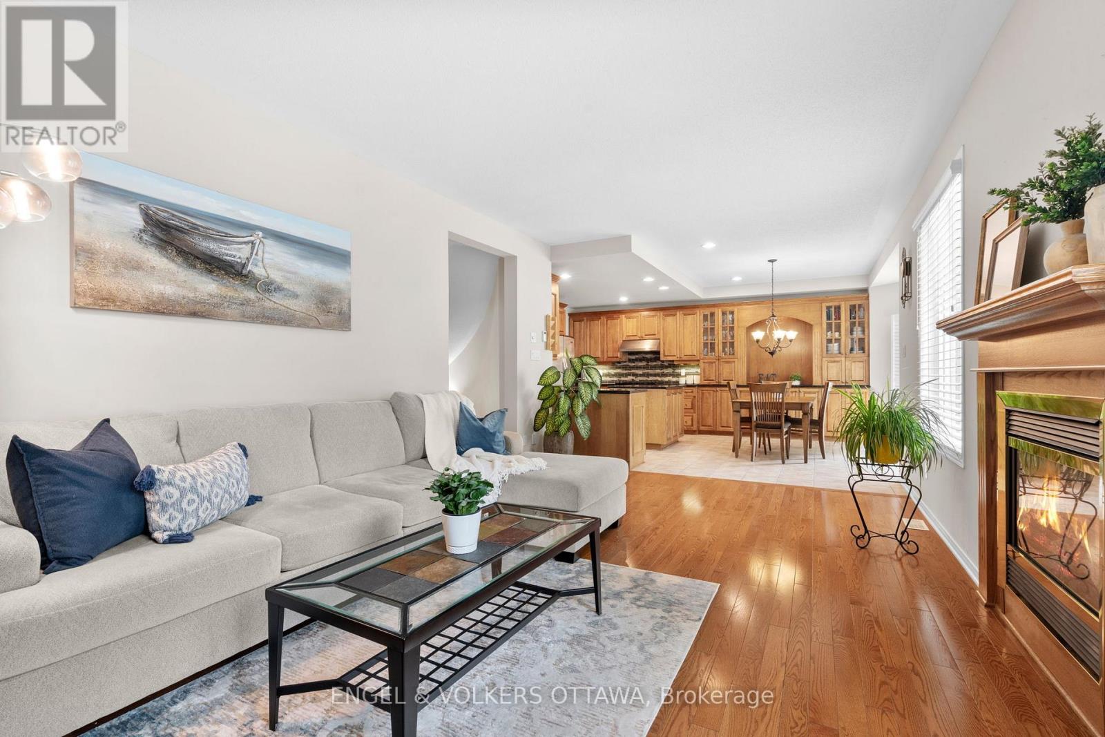 705 Larcastle Circle, Ottawa, Ontario  K4A 4Z2 - Photo 14 - X12216377