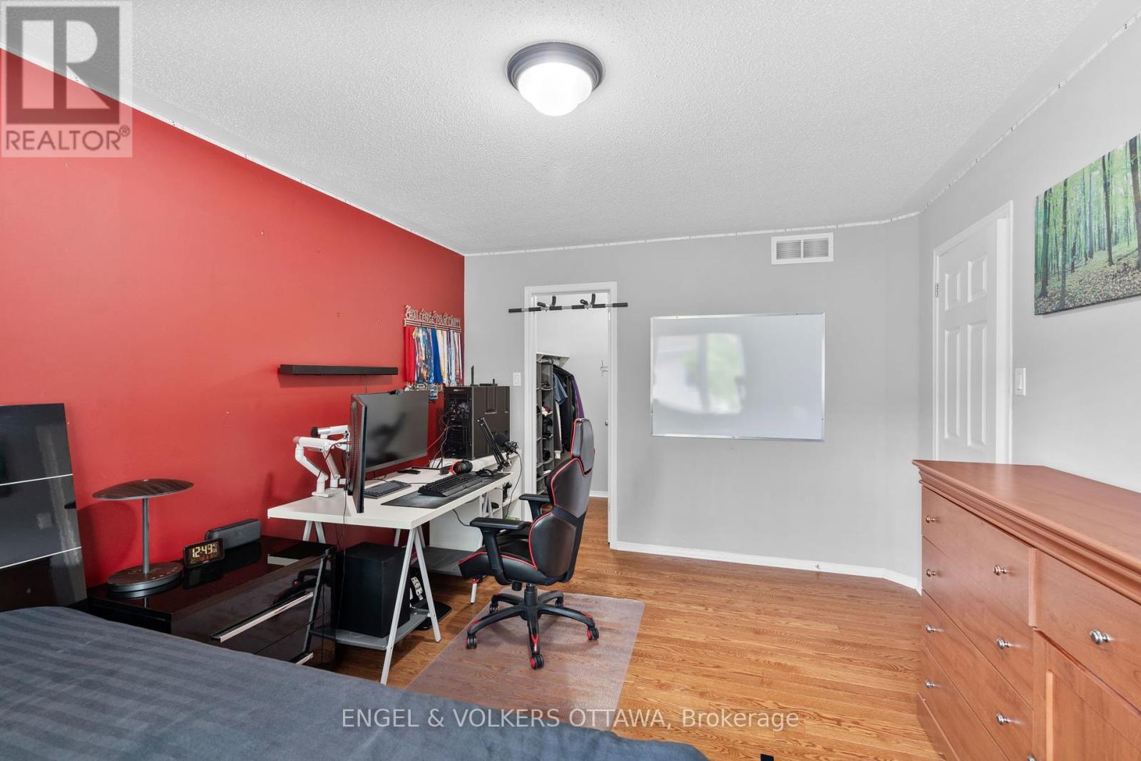 705 Larcastle Circle, Ottawa, Ontario  K4A 4Z2 - Photo 30 - X12216377