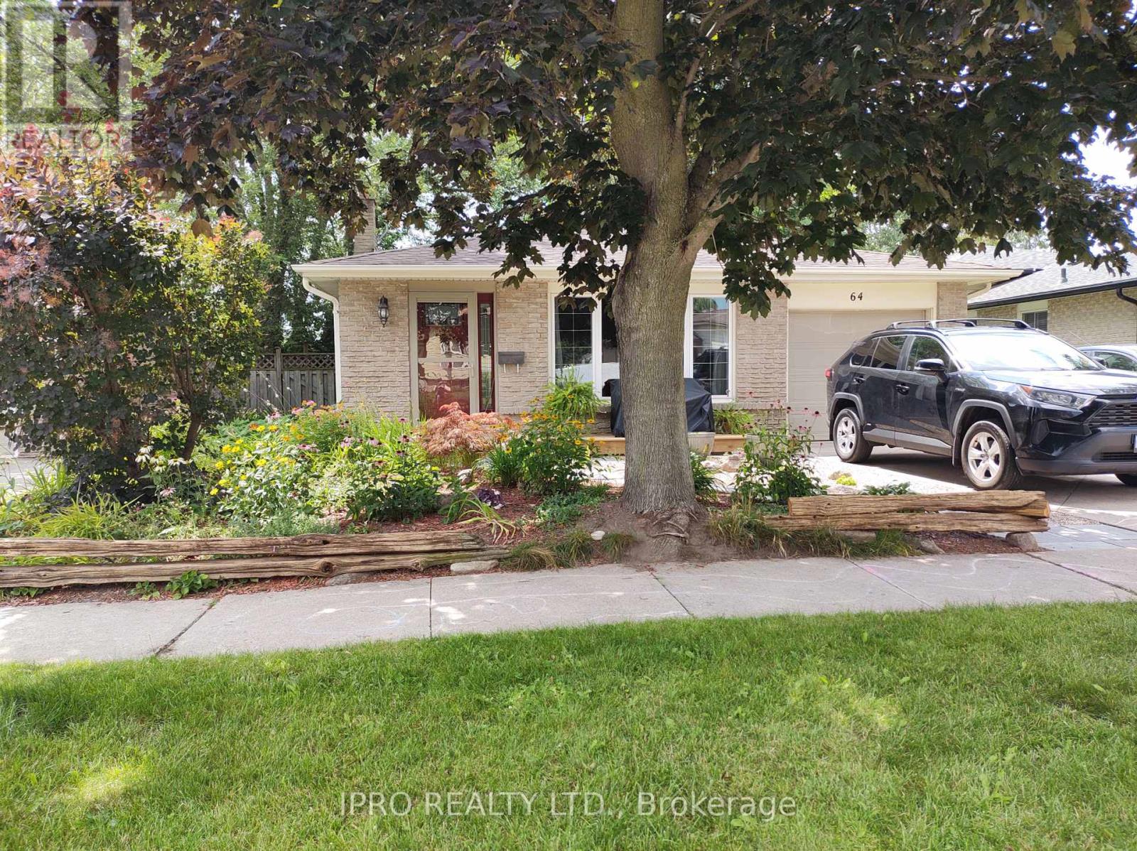 64 Hahn Avenue, Cambridge, Ontario  N3C 2X9 - Photo 1 - X12214874