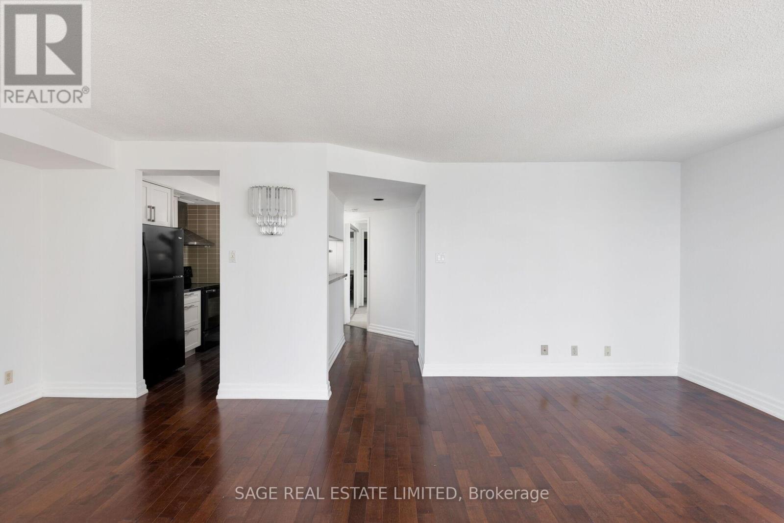 3002 - 99 Harbour Square, Toronto (Waterfront Communities), Ontario  M5J 2H2 - Photo 12 - C12216336