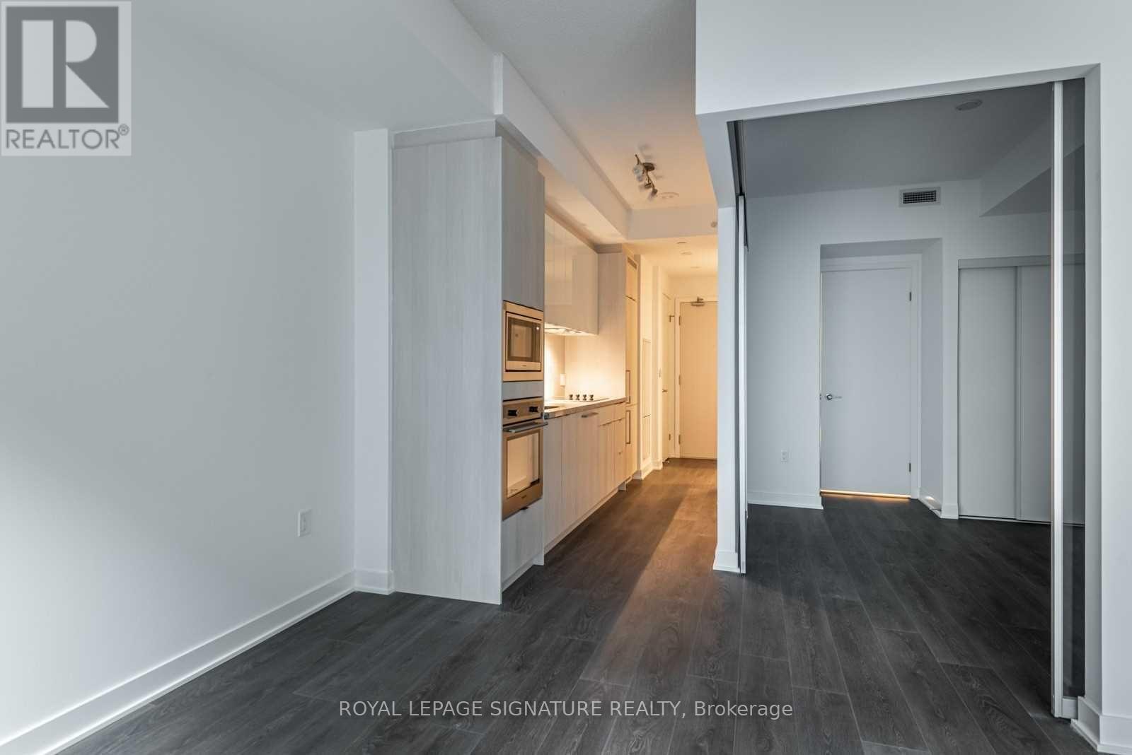 703 - 115 Blue Jays Way, Toronto (Waterfront Communities), Ontario  M5V 3T3 - Photo 7 - C12216319