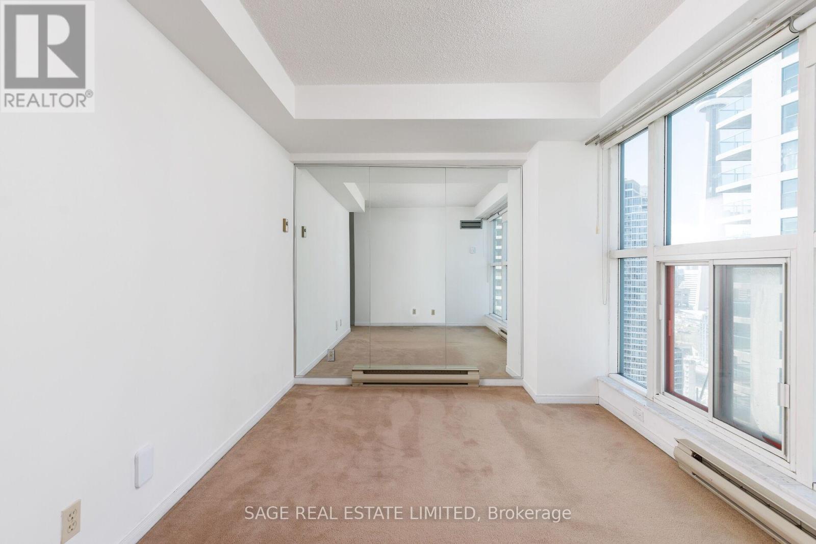 3002 - 99 Harbour Square, Toronto (Waterfront Communities), Ontario  M5J 2H2 - Photo 23 - C12216336