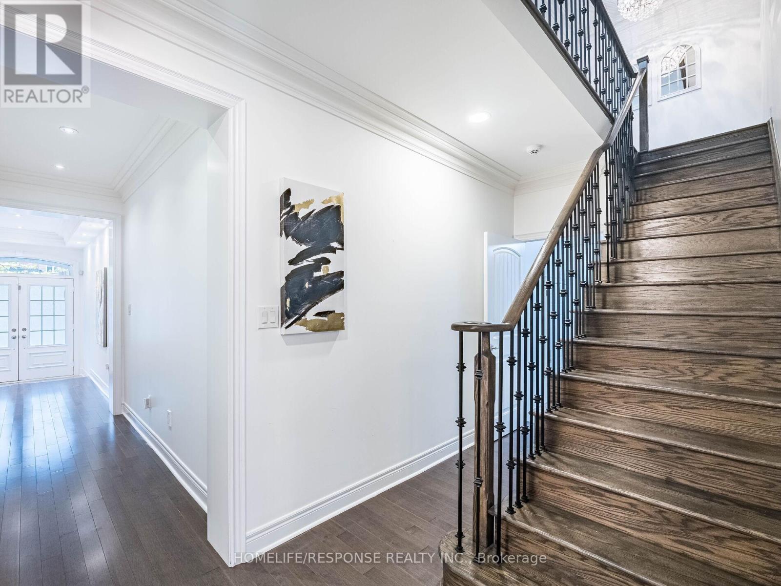226 Jessie Caverhill Passage, Oakville, Ontario  L7M 0Z6 - Photo 4 - W12213305
