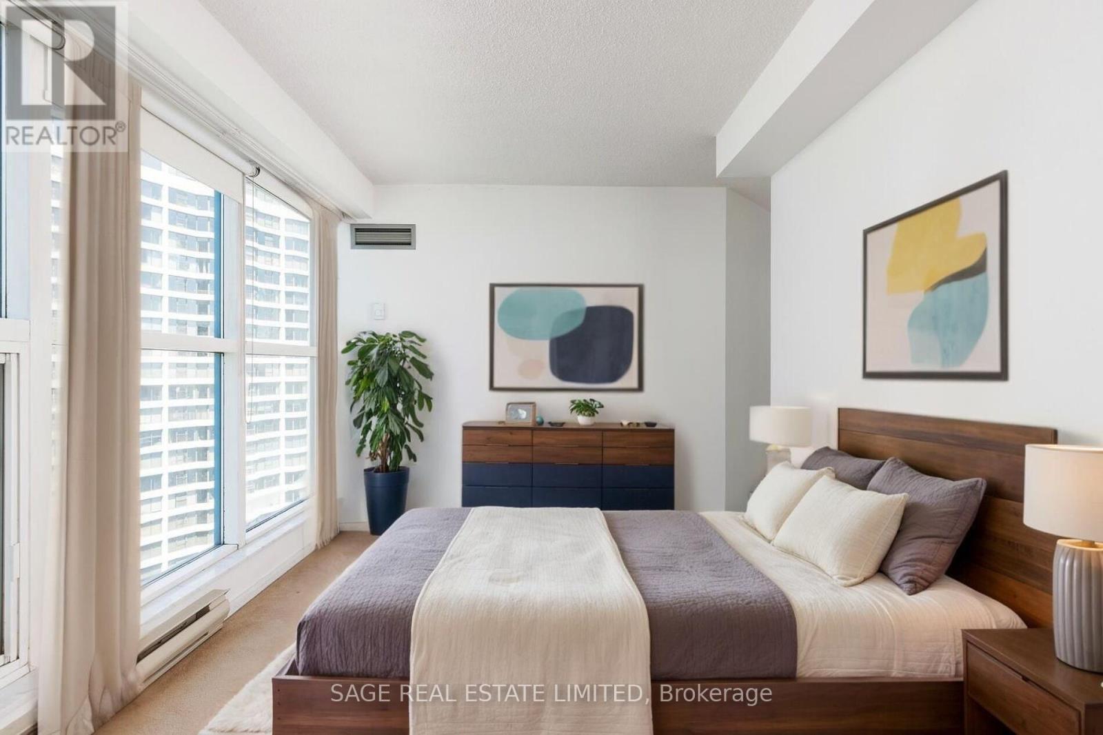 3002 - 99 Harbour Square, Toronto (Waterfront Communities), Ontario  M5J 2H2 - Photo 20 - C12216336