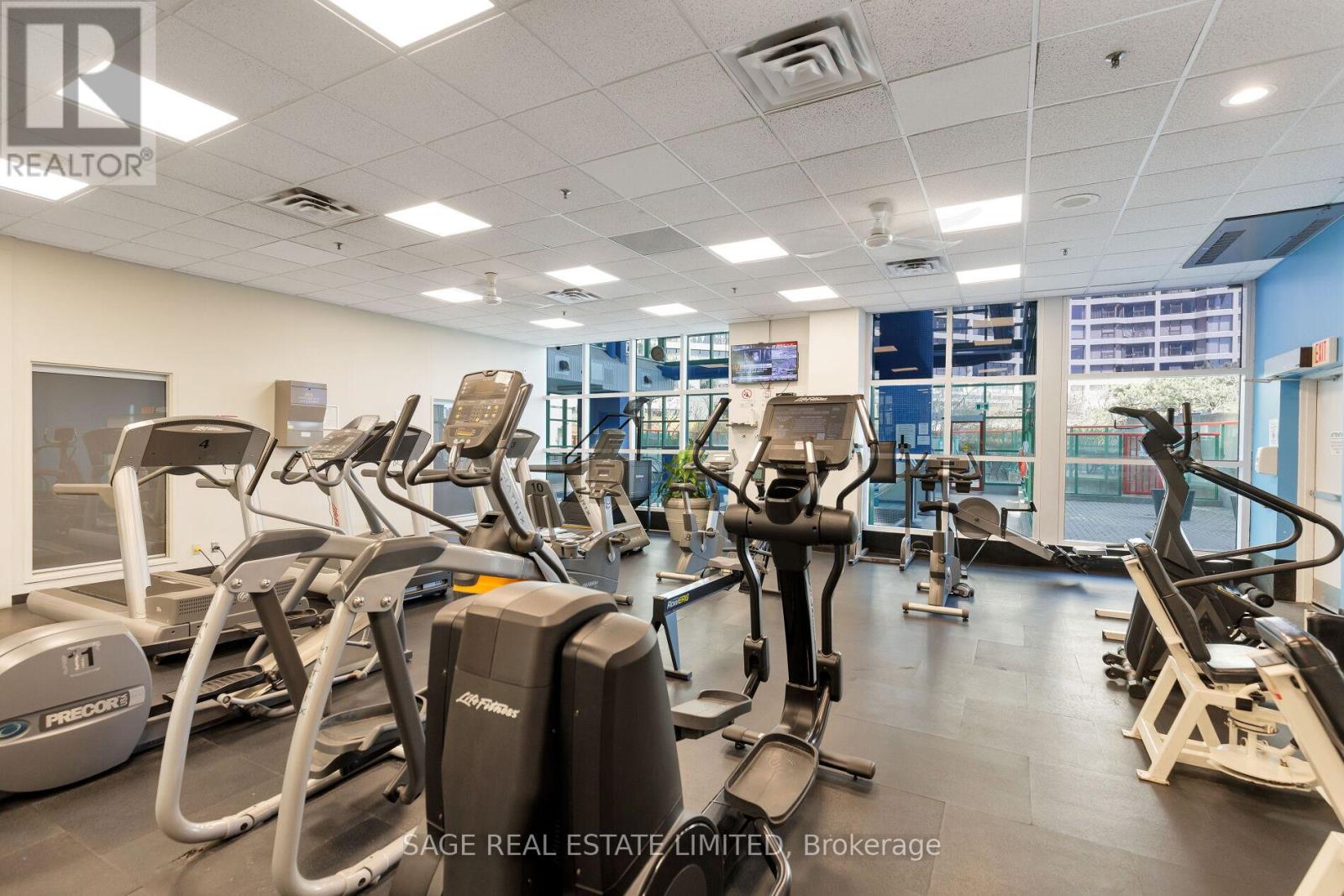 3002 - 99 Harbour Square, Toronto (Waterfront Communities), Ontario  M5J 2H2 - Photo 34 - C12216336