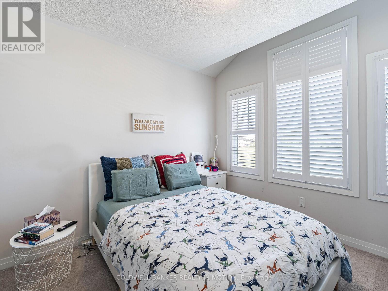 353 Provident Way, Hamilton (Mount Hope), Ontario  L0R 1W0 - Photo 24 - X12216266