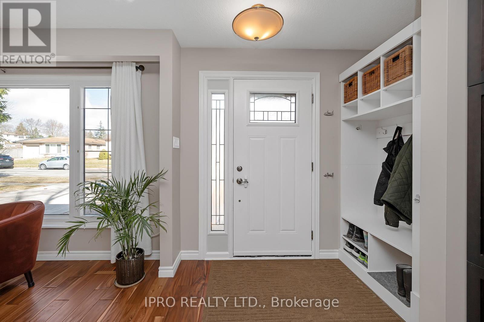 64 Hahn Avenue, Cambridge, Ontario  N3C 2X9 - Photo 3 - X12214874