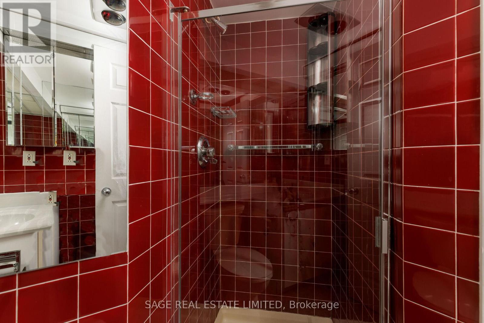 3002 - 99 Harbour Square, Toronto (Waterfront Communities), Ontario  M5J 2H2 - Photo 31 - C12216336
