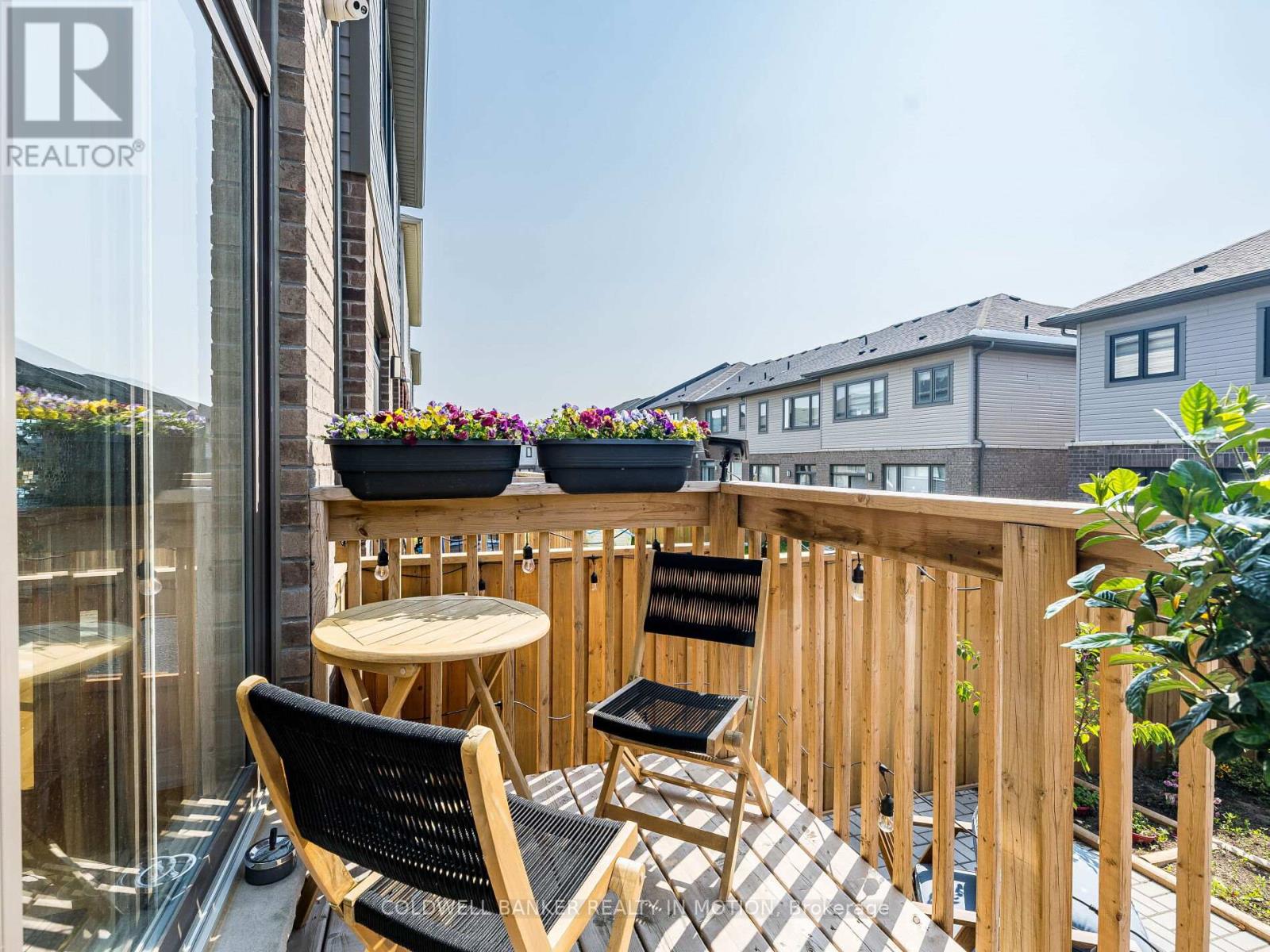 353 Provident Way, Hamilton (Mount Hope), Ontario  L0R 1W0 - Photo 44 - X12216266