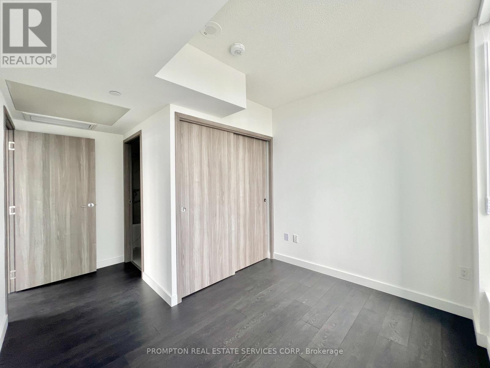 2810 - 1 Concord Cityplace Way, Toronto (Waterfront Communities), Ontario  M5V 0X3 - Photo 8 - C12216326