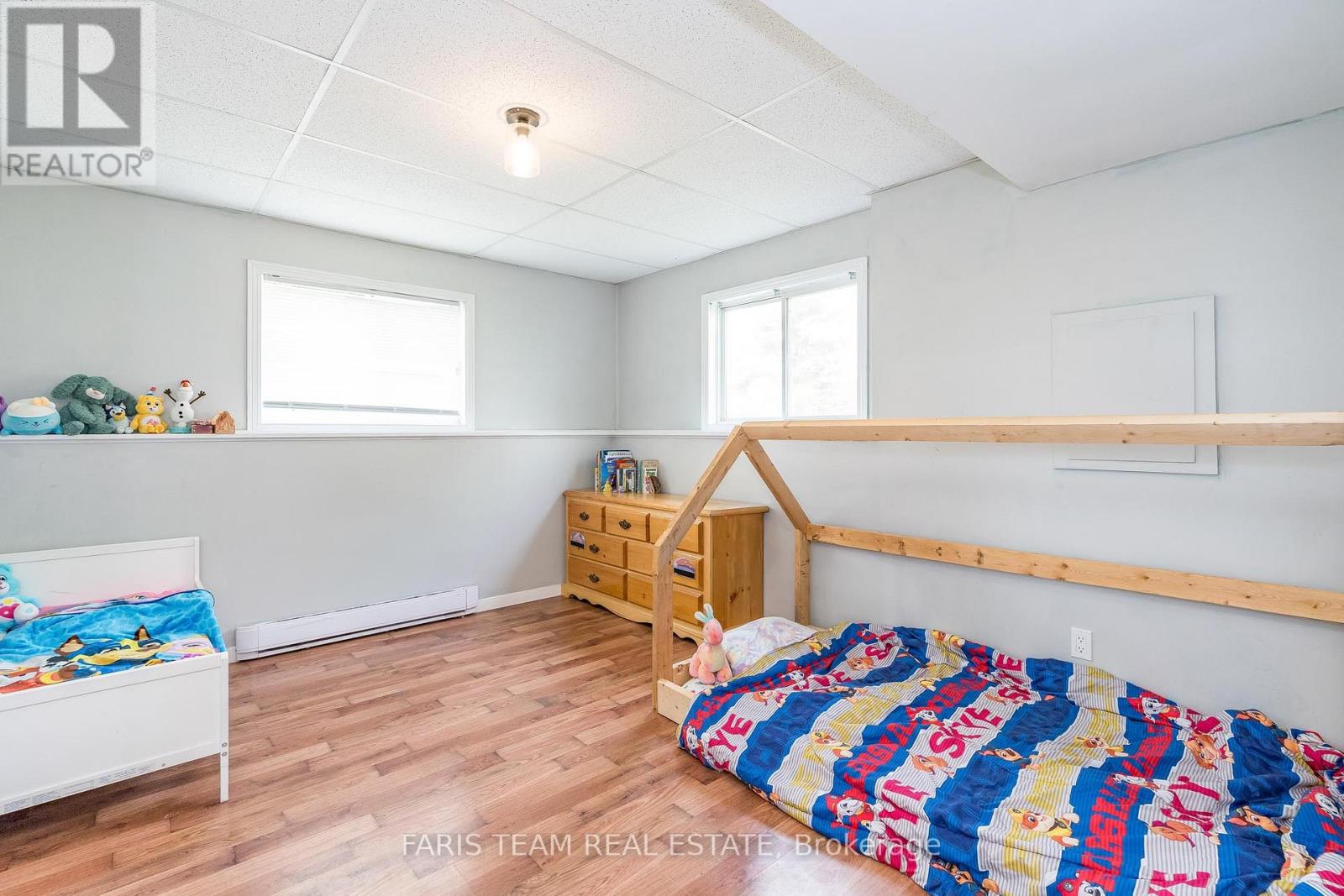 160 Lafontaine Road W, Tiny, Ontario  L9M 0H1 - Photo 38 - S12216270