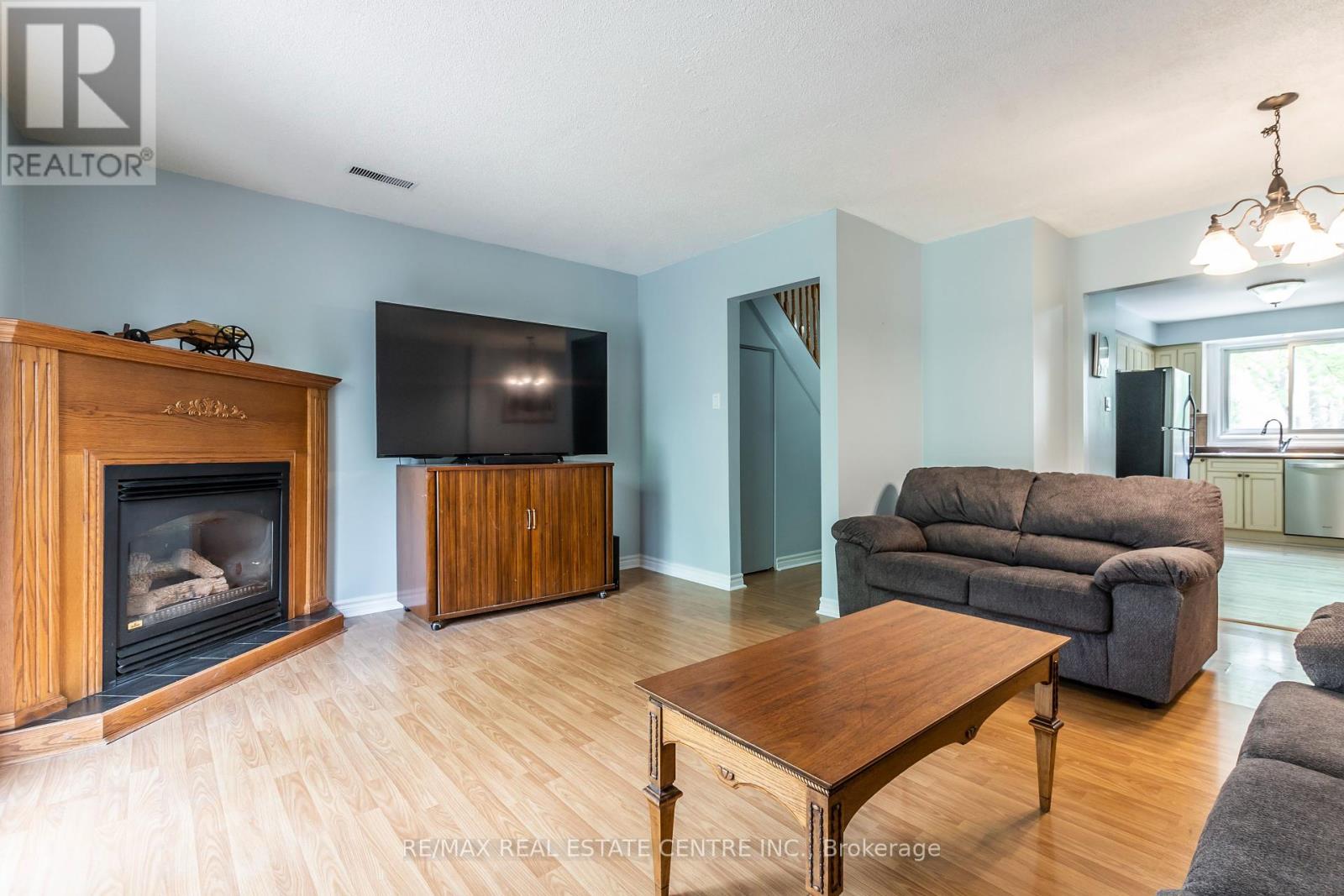 7 - 121 Morgan Avenue, Kitchener, Ontario  N2A 2M4 - Photo 10 - X12216276