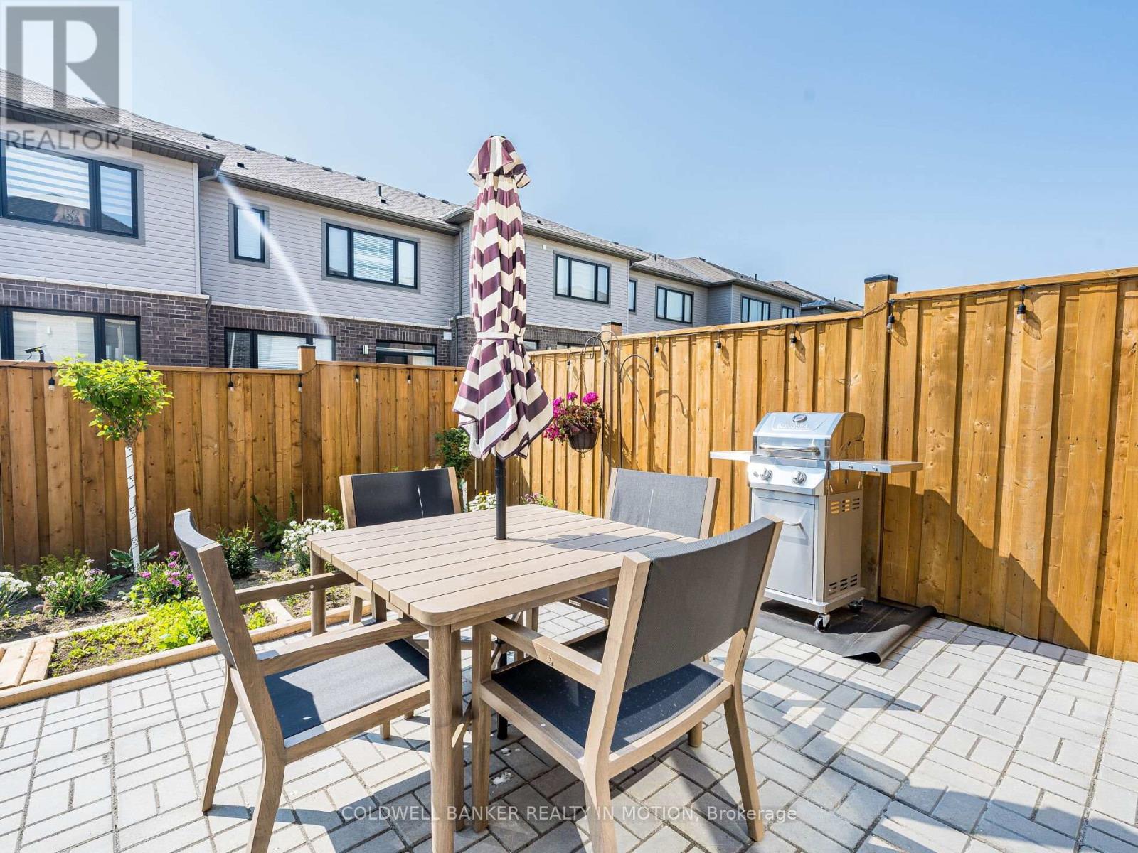 353 Provident Way, Hamilton (Mount Hope), Ontario  L0R 1W0 - Photo 49 - X12216266