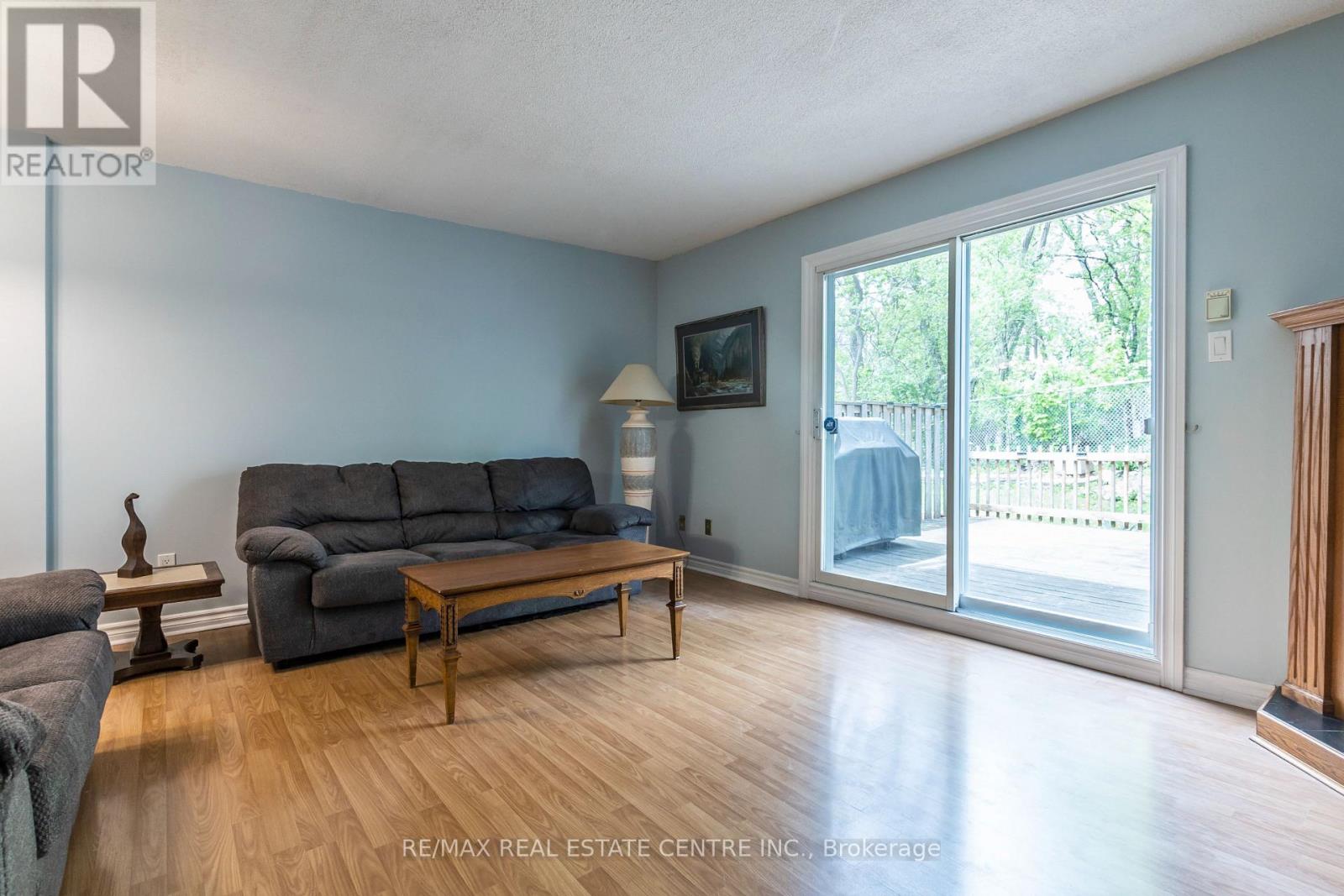 7 - 121 Morgan Avenue, Kitchener, Ontario  N2A 2M4 - Photo 8 - X12216276