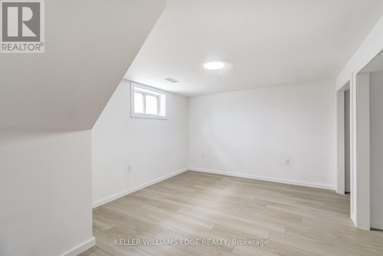 82 West 1st Street, Hamilton, Ontario  L9C 3C4 - Photo 27 - X12216287