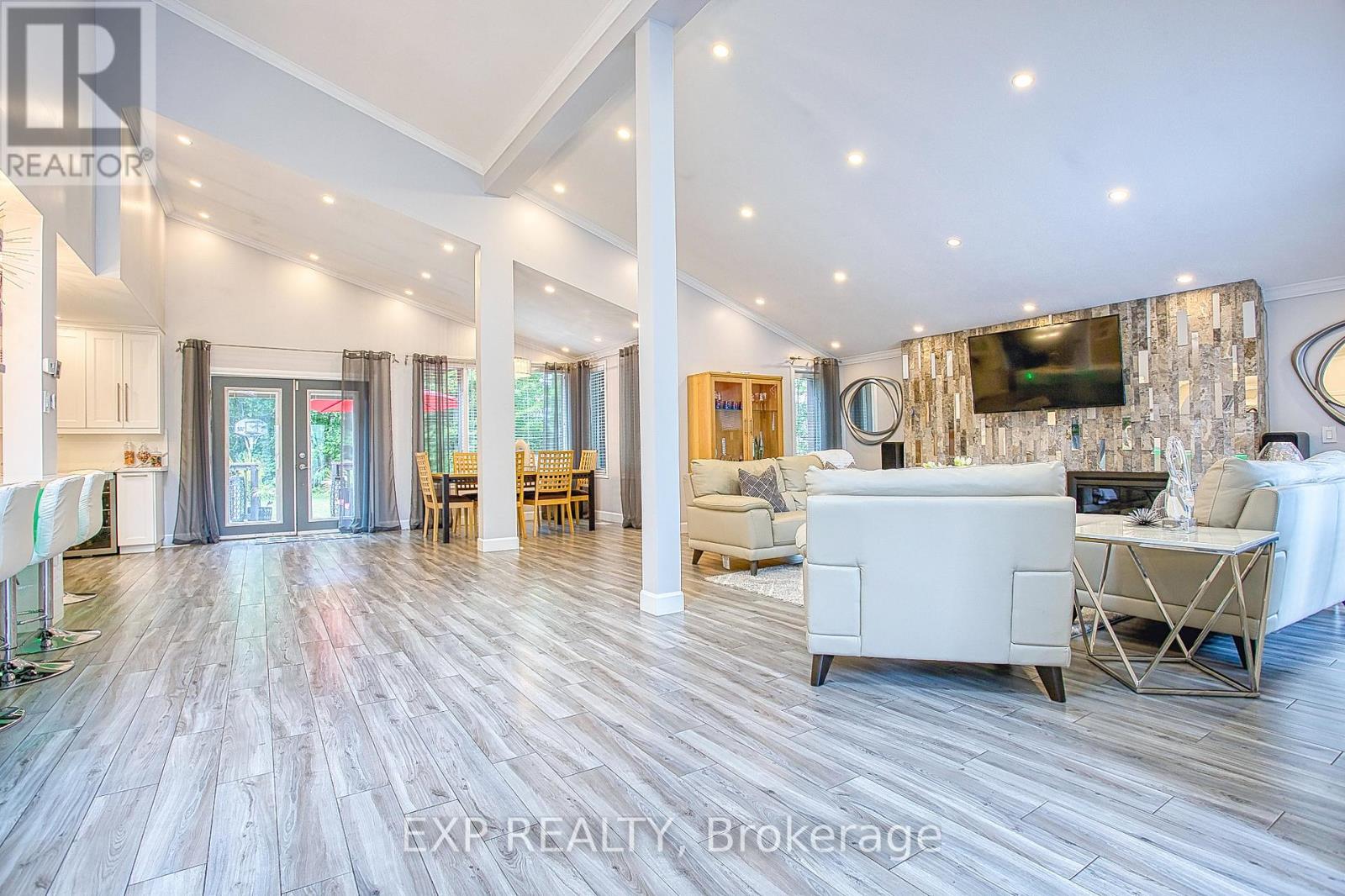 3263 Guyatt Road, Hamilton, Ontario  L0R 1P0 - Photo 6 - X12216330