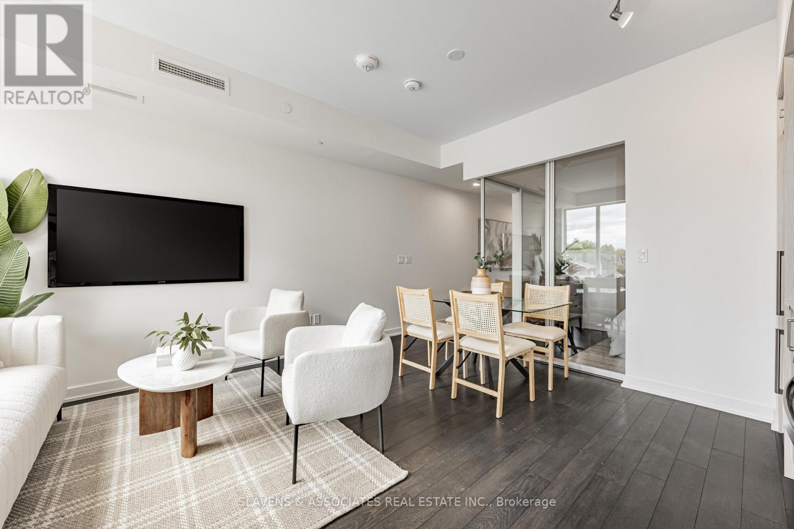 304 - 1 Cardiff Road, Toronto (Mount Pleasant East), Ontario  M4P 0G2 - Photo 6 - C12215881