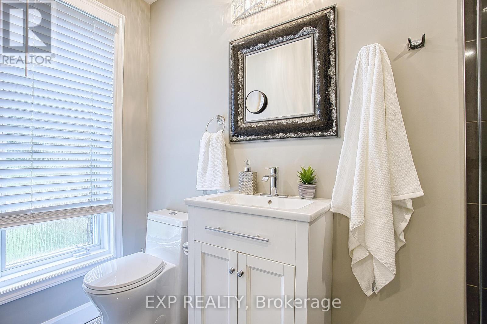 3263 Guyatt Road, Hamilton, Ontario  L0R 1P0 - Photo 25 - X12216330