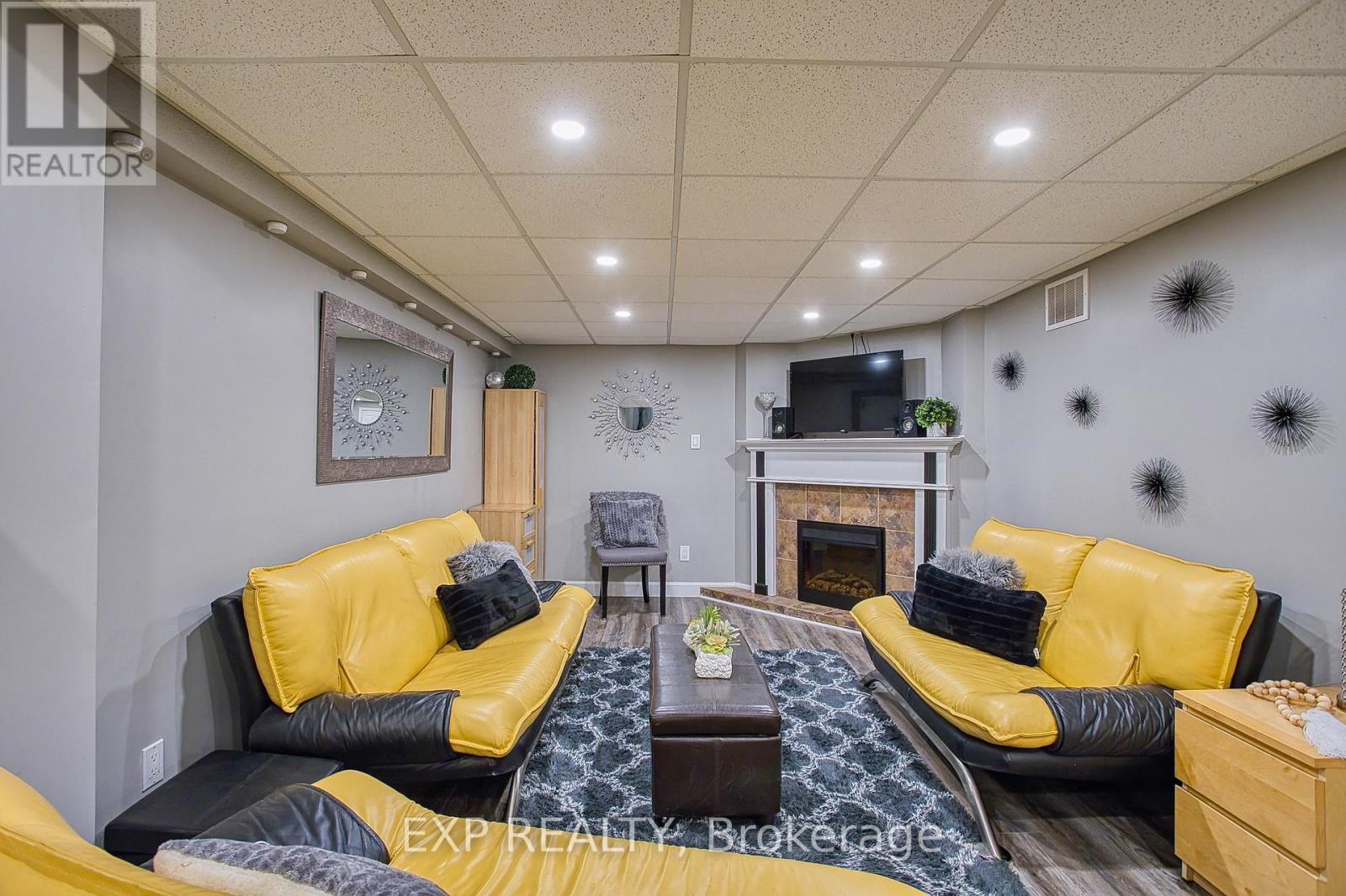 3263 Guyatt Road, Hamilton, Ontario  L0R 1P0 - Photo 41 - X12216330