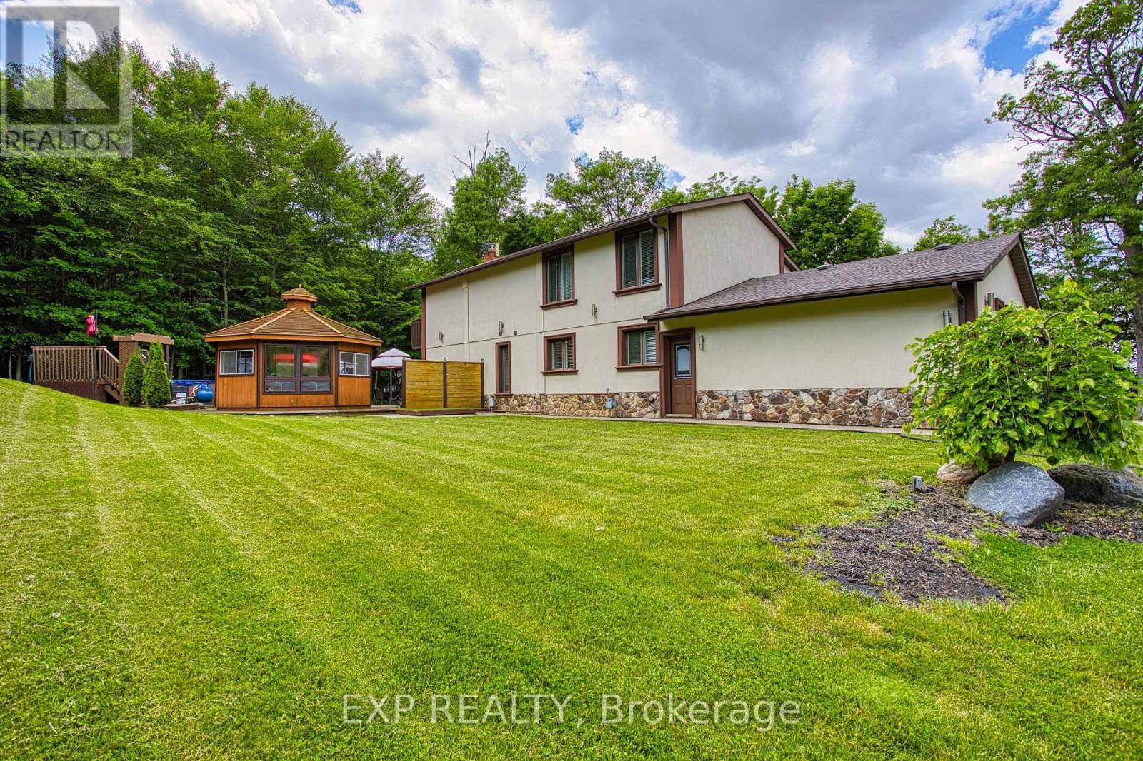 3263 Guyatt Road, Hamilton, Ontario  L0R 1P0 - Photo 42 - X12216330