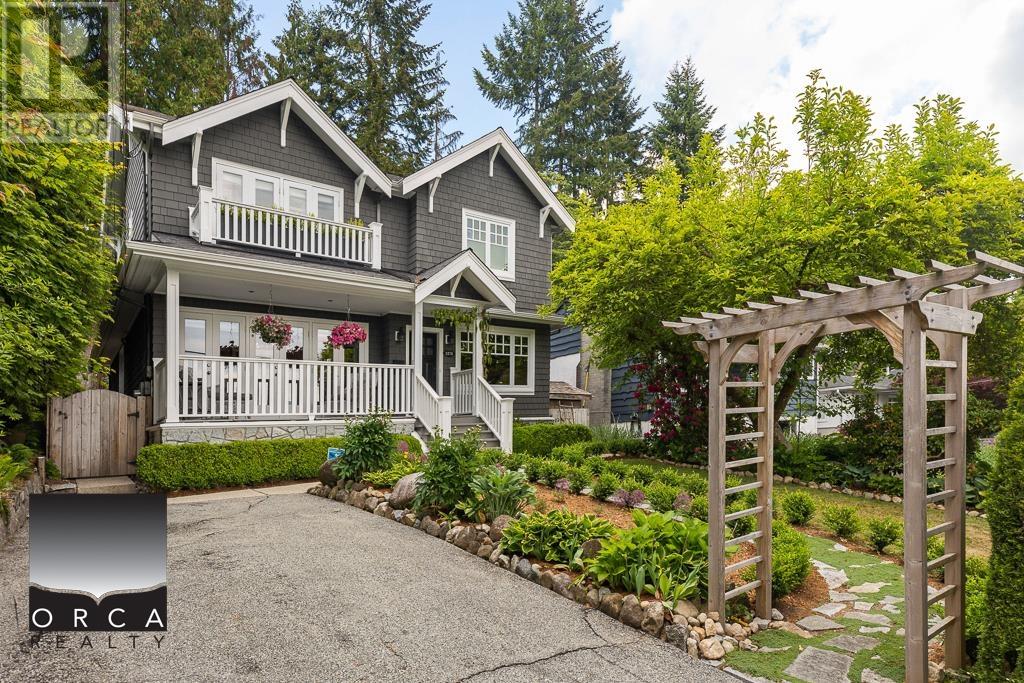 1278 Wellington Drive, North Vancouver, British Columbia  V7K 1L2 - Photo 2 - R3014507
