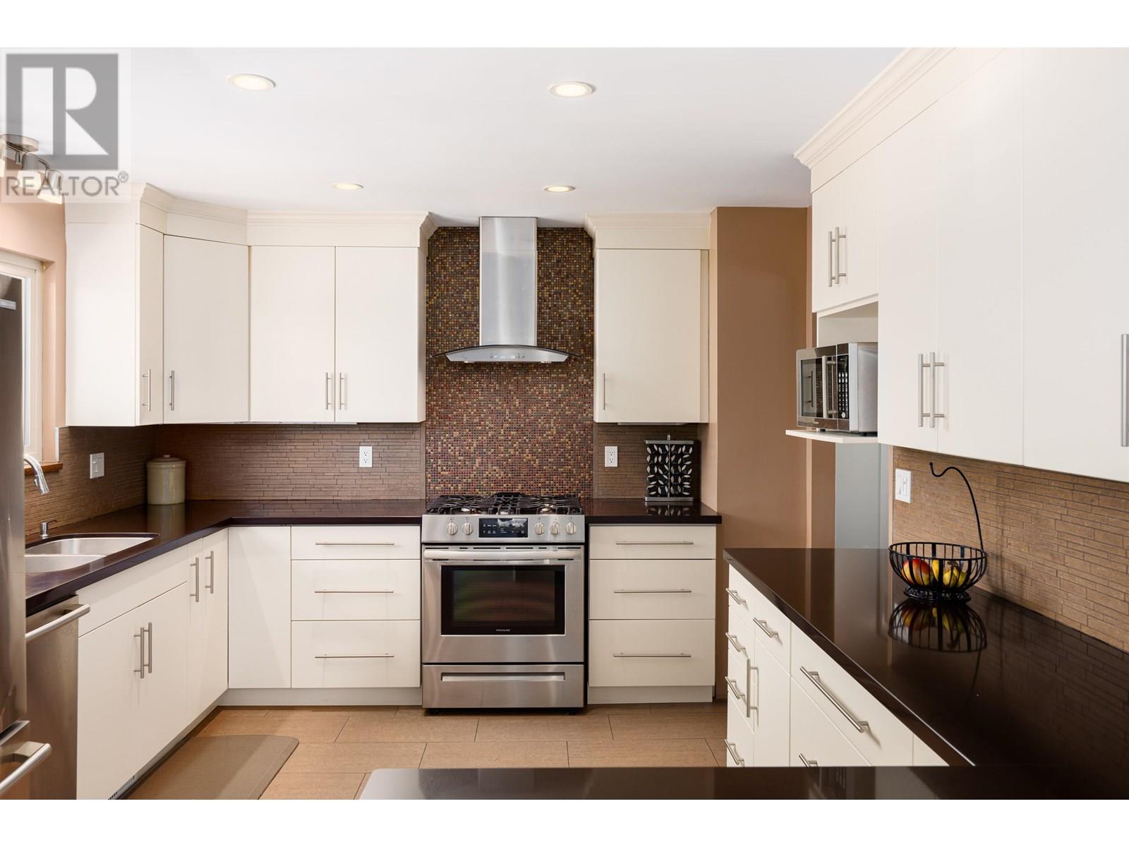 1320 Western Place, Port Coquitlam, British Columbia  V3C 4J9 - Photo 13 - R3014786