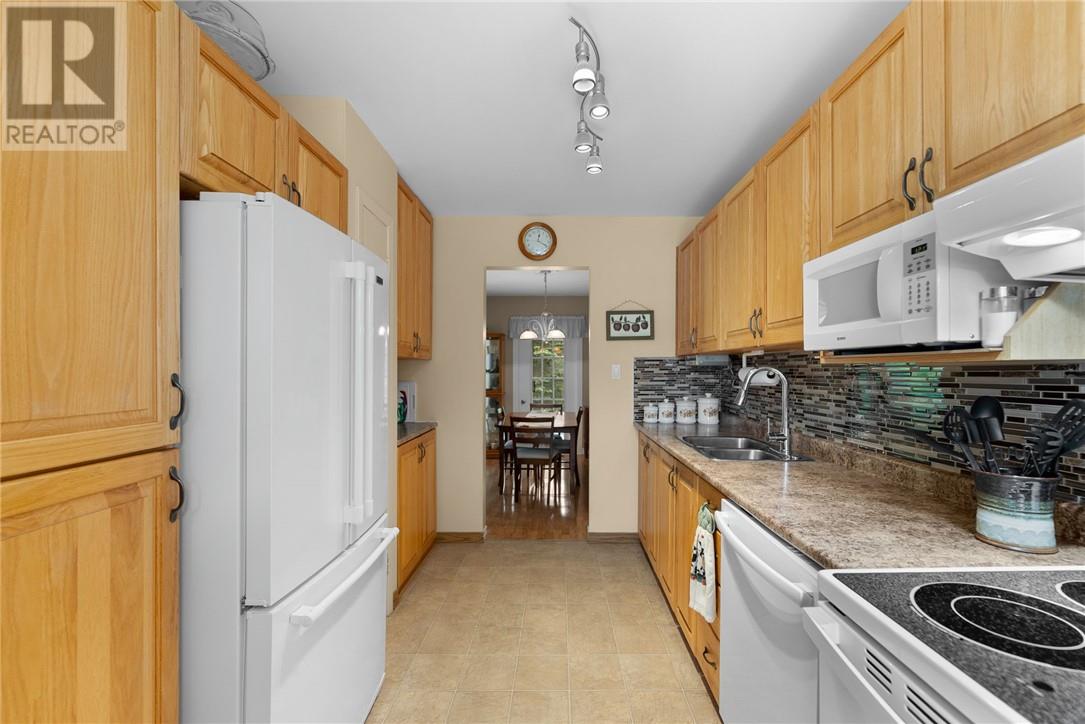 132 Third Avenue, Lively, Ontario  P3Y 1M3 - Photo 8 - 2122882