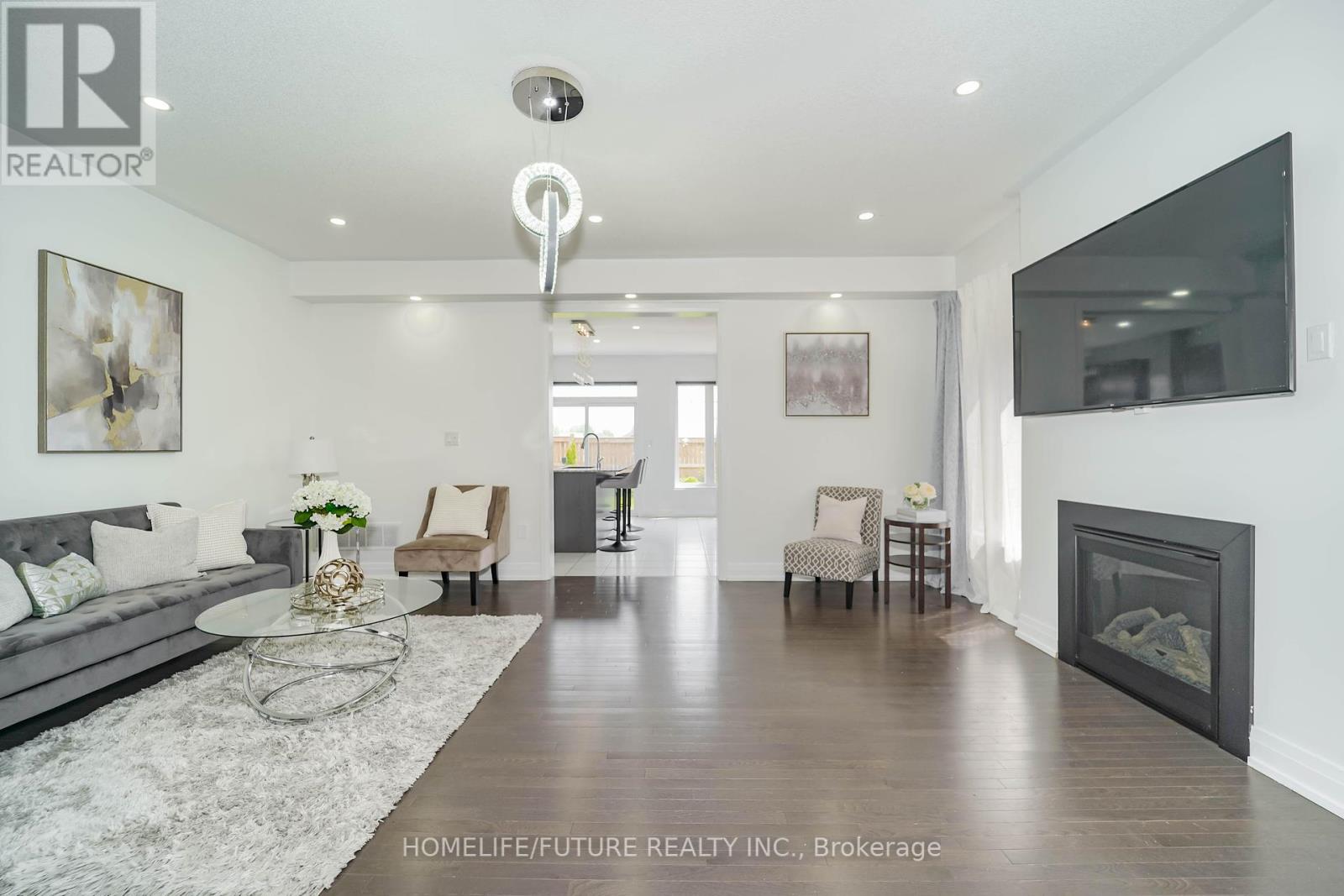 9 Christine Elliott Avenue, Whitby, Ontario  L1P 0B8 - Photo 5 - E12216121