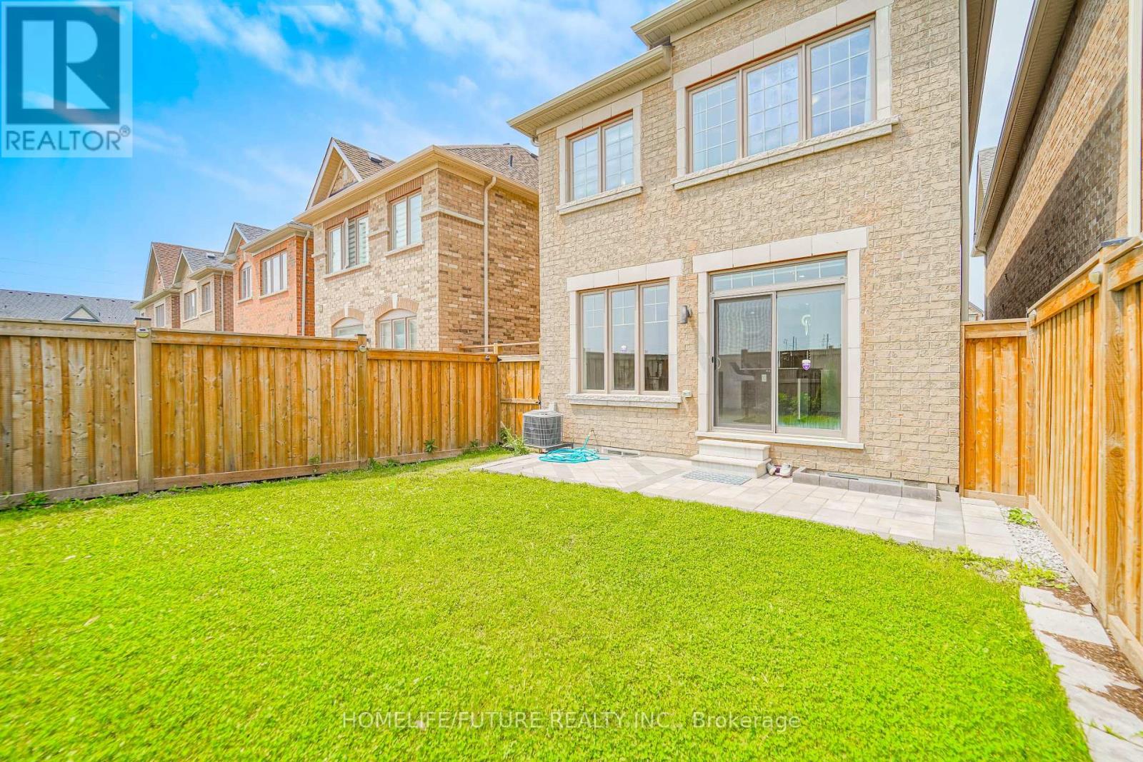 9 Christine Elliott Avenue, Whitby, Ontario  L1P 0B8 - Photo 37 - E12216121