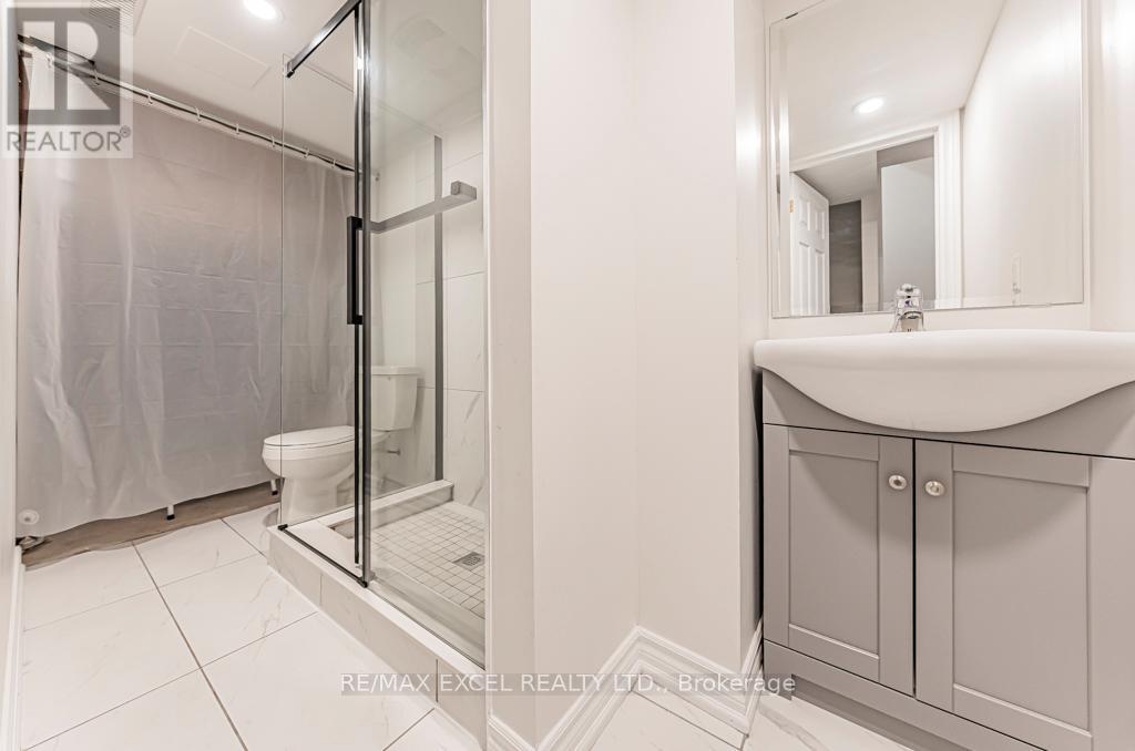 71a Montezuma Trail, Toronto (Agincourt North), Ontario  M1V 1K4 - Photo 42 - E12216318