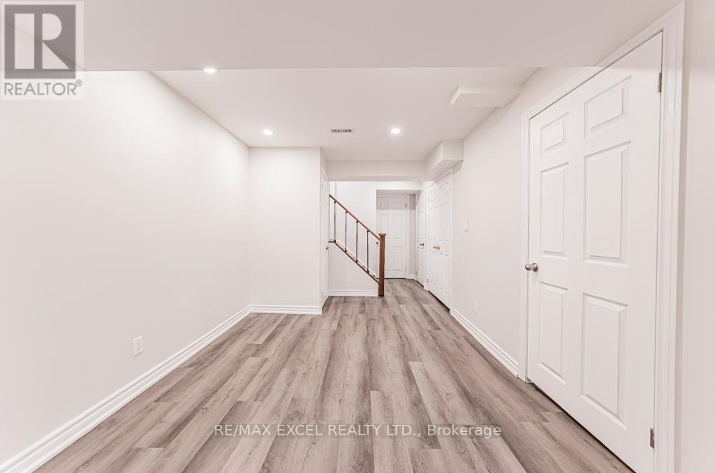 71a Montezuma Trail, Toronto (Agincourt North), Ontario  M1V 1K4 - Photo 37 - E12216318