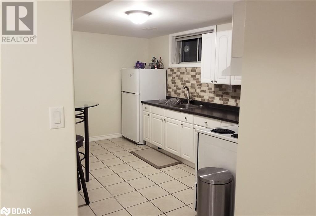 76 Holly Meadow Road, Barrie, Ontario  L4N 0A2 - Photo 13 - 40740280