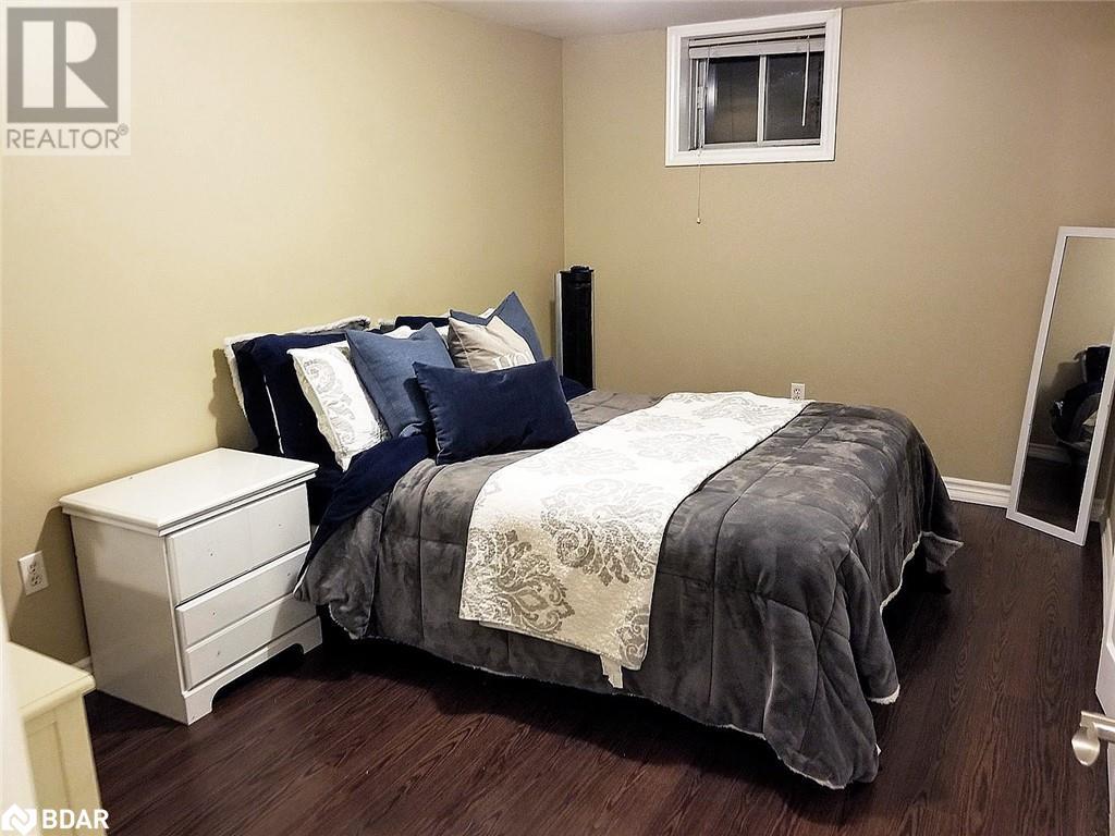 76 Holly Meadow Road, Barrie, Ontario  L4N 0A2 - Photo 15 - 40740280