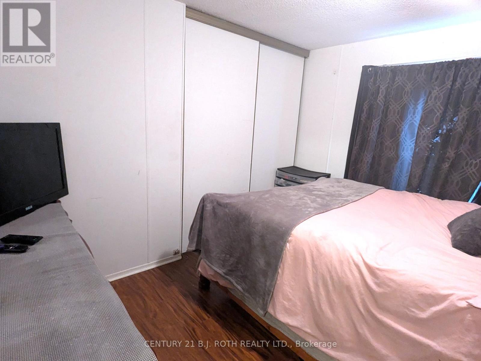 66 Linden Lane, Innisfil, Ontario  L9S 1P2 - Photo 26 - N12147773
