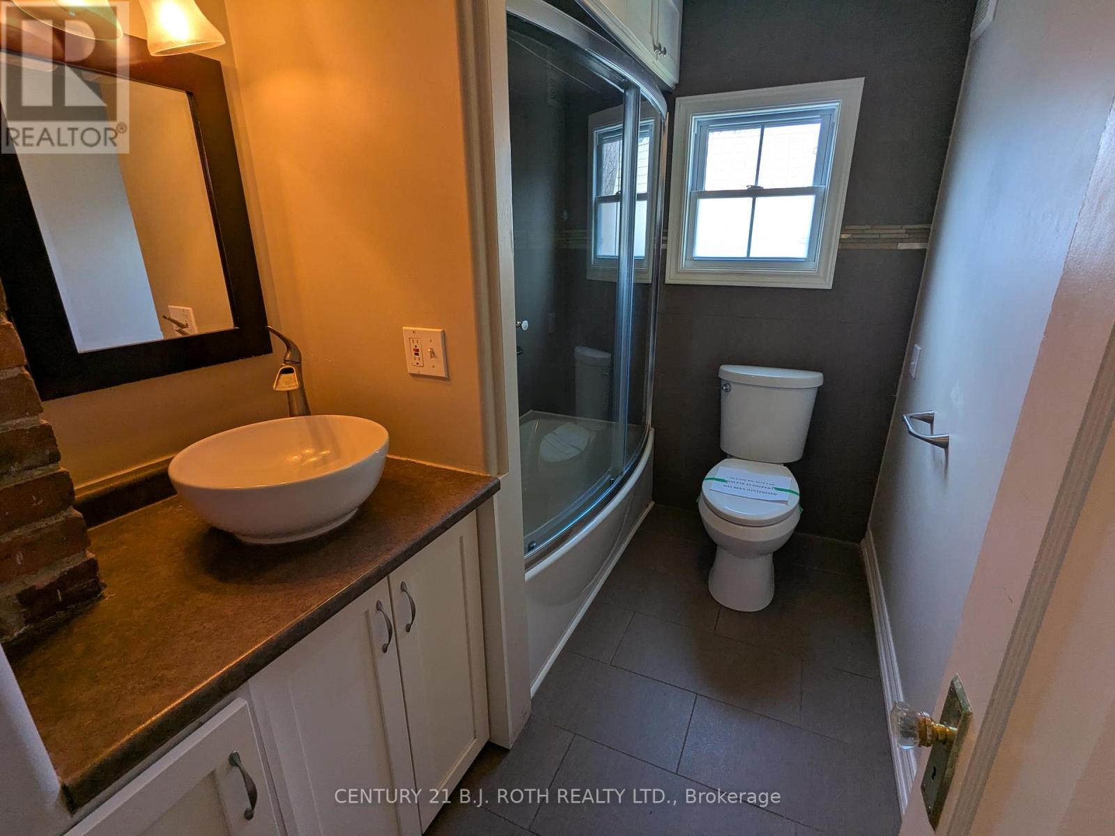 2709 25 Side Road, Innisfil, Ontario  L9S 3T1 - Photo 14 - N12133245